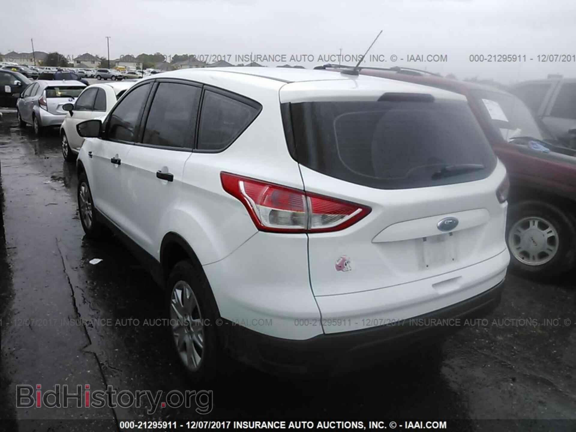 2013 Ford Escape - VIN: 1FMCU0F71DUB54572 - Фото 3