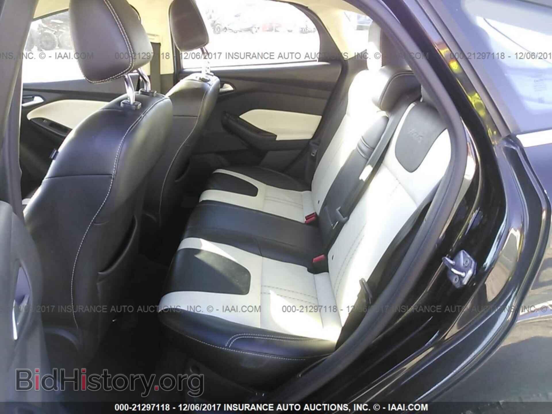 2012 Ford Focus - VIN: 1FAHP3M2XCL381635 - Photo 8