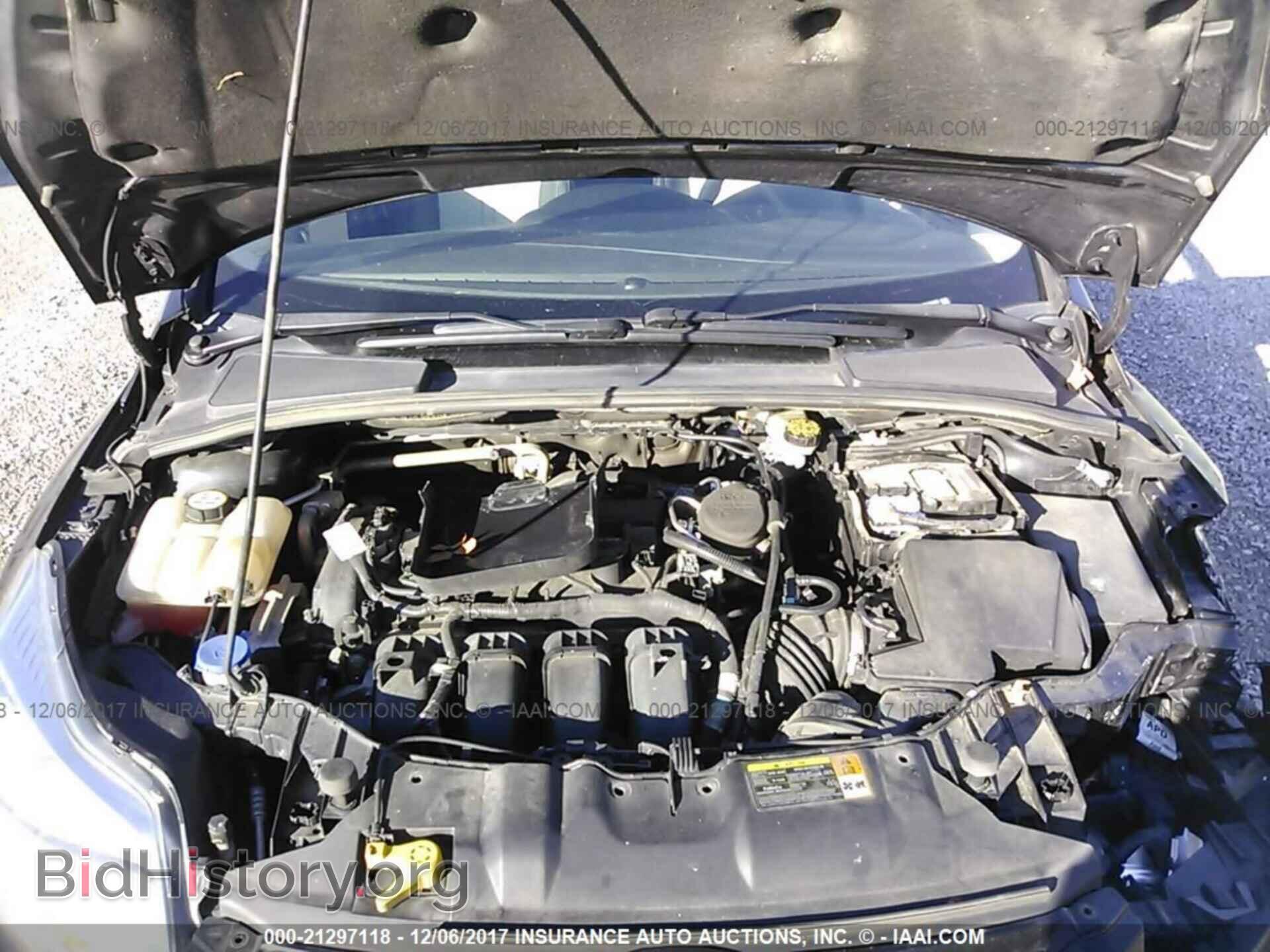 2012 Ford Focus - VIN: 1FAHP3M2XCL381635 - Photo 10