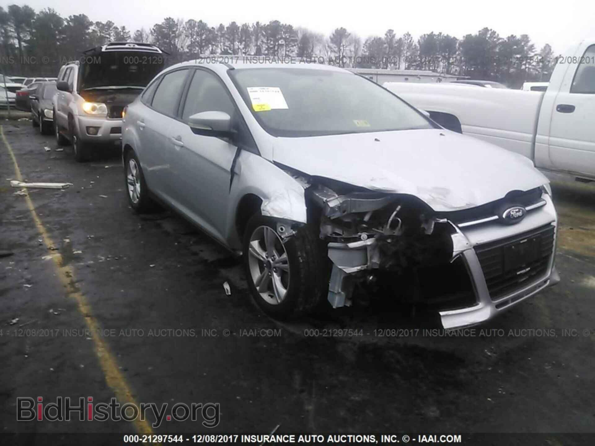 Photo 1FADP3F28DL120517 - Ford Focus 2013