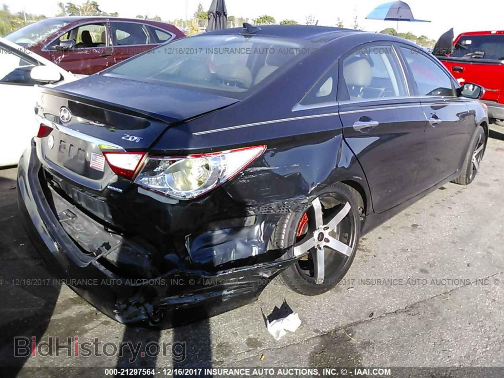 2012 Hyundai Sonata - VIN: 5NPEC4AB6CH487099 - Photo 4