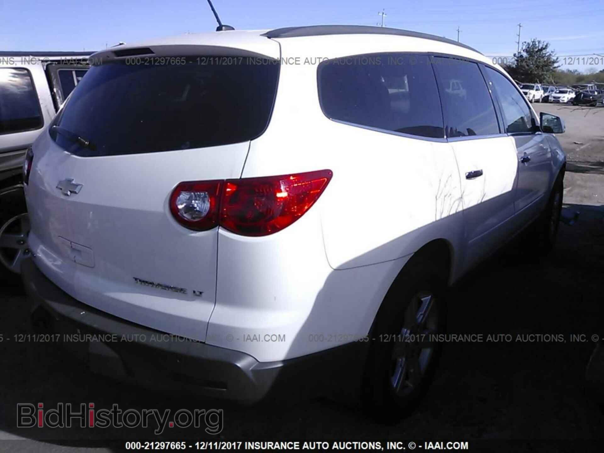 2012 Chevrolet Traverse - VIN: 1GNKRGEDXCJ258793 - Фото 4