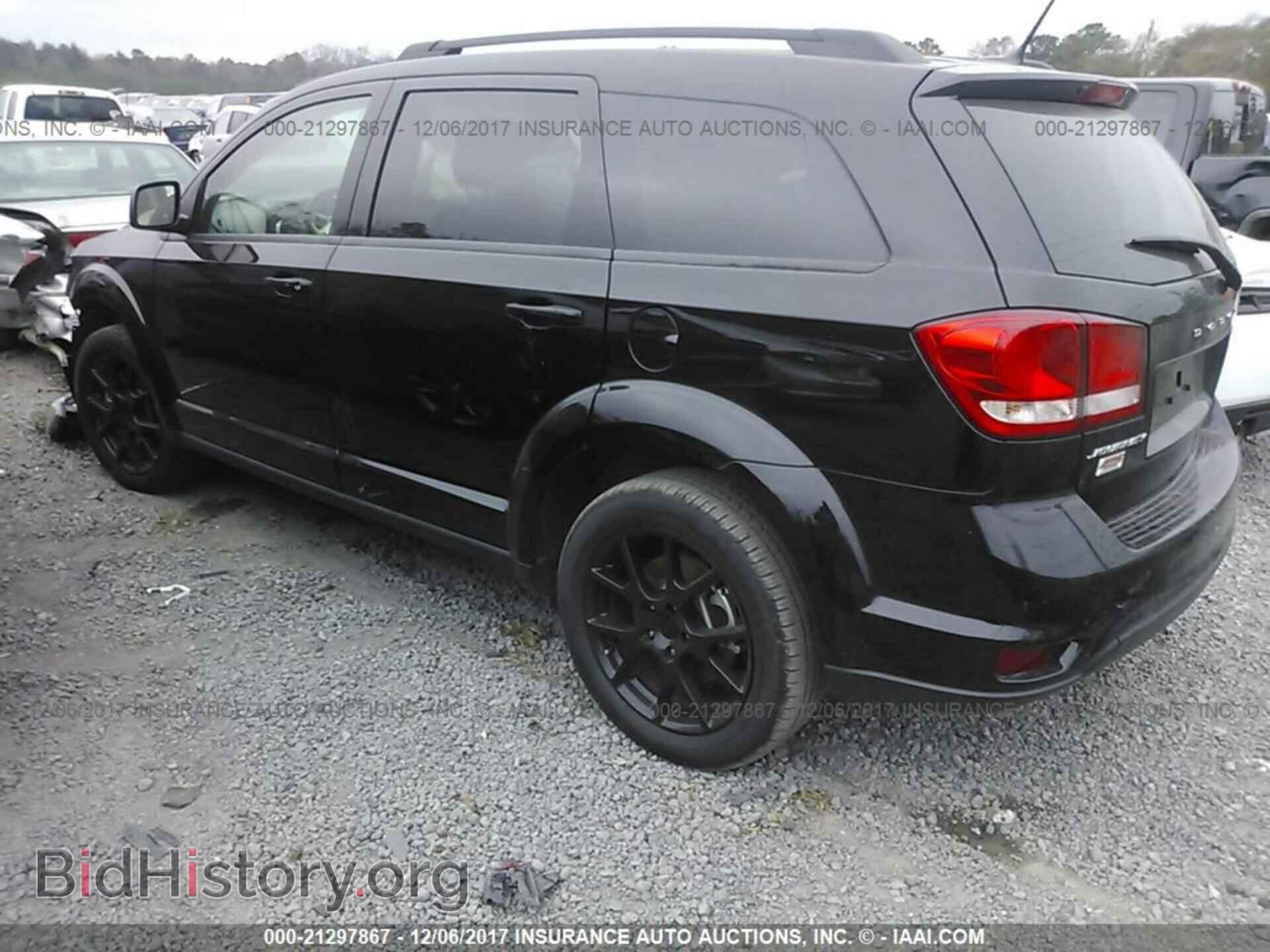 2017 Dodge Journey - VIN: 3C4PDCBB3HT559270 - Photo 3