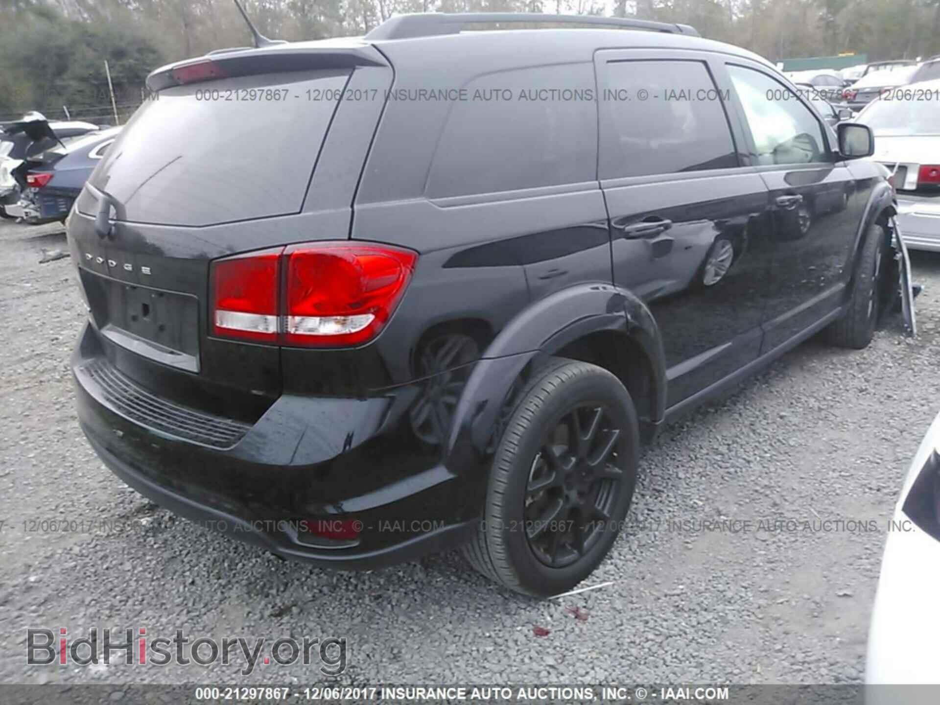 2017 Dodge Journey - VIN: 3C4PDCBB3HT559270 - Photo 4