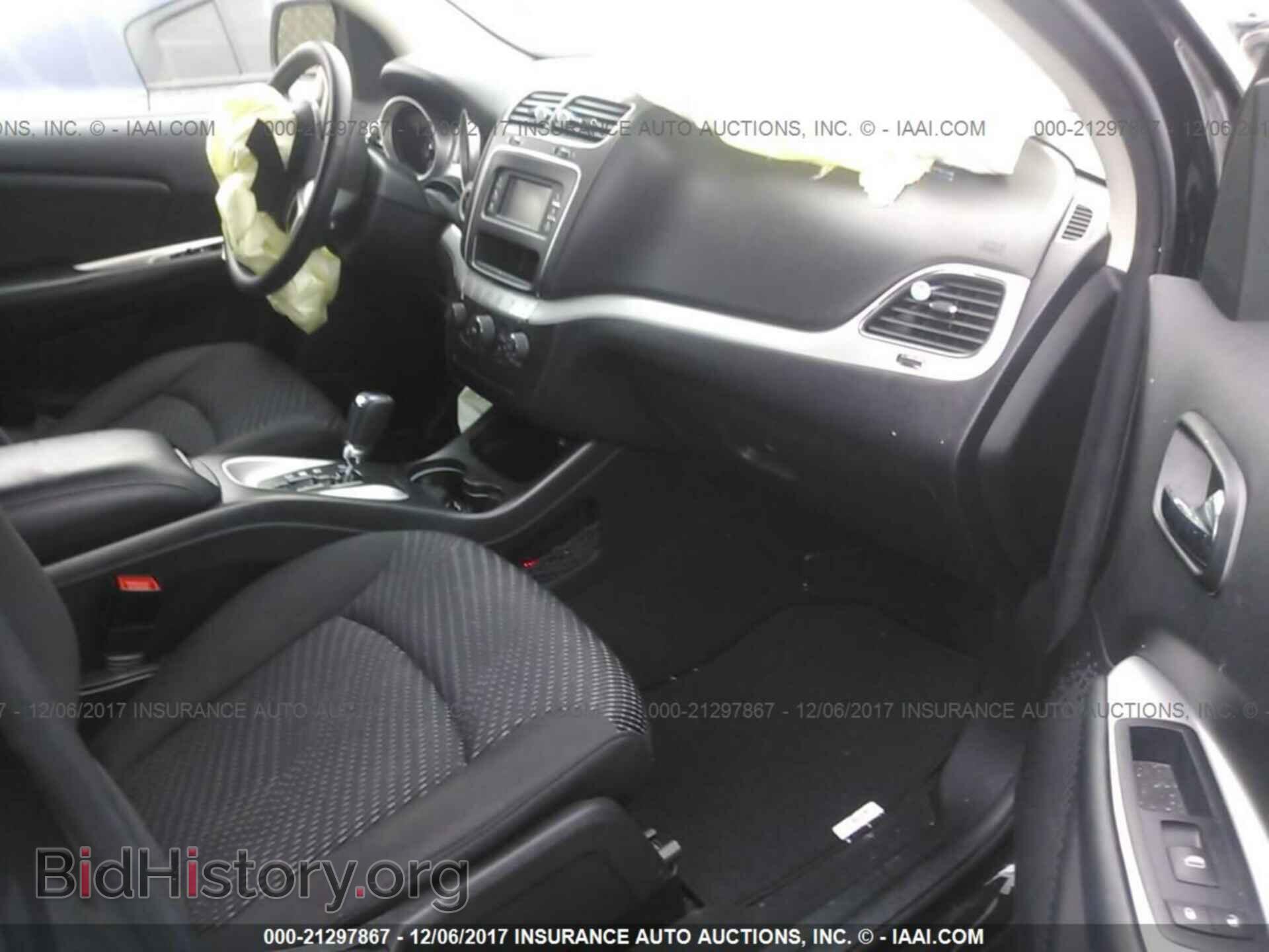 2017 Dodge Journey - VIN: 3C4PDCBB3HT559270 - Photo 5