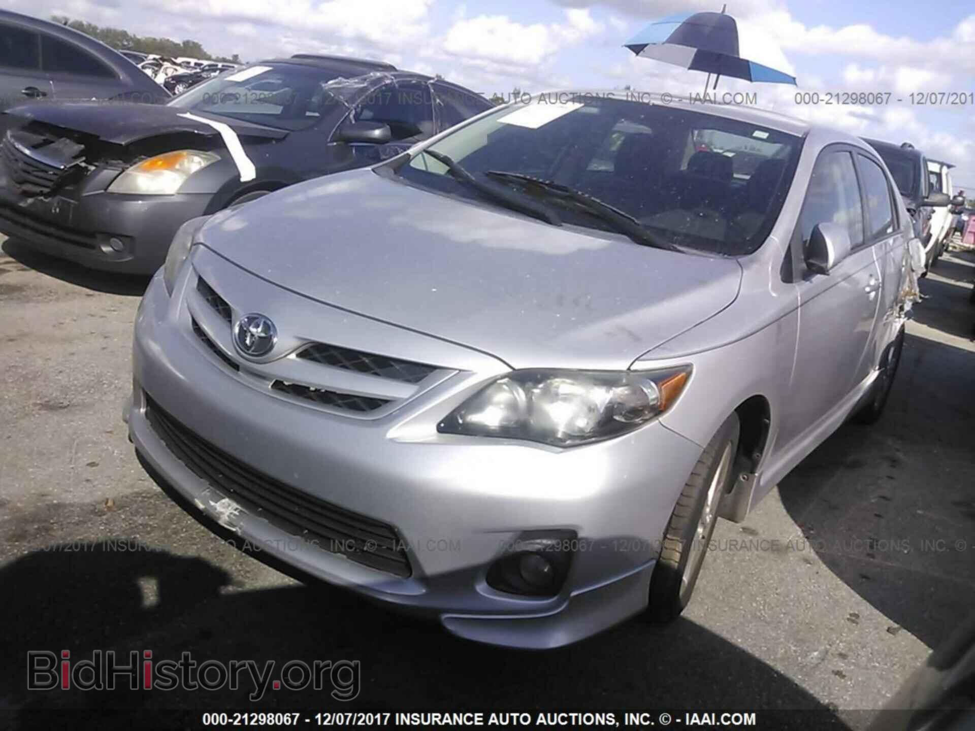 2011 Toyota Corolla - VIN: 2T1BU4EEXBC650813 - Photo 2