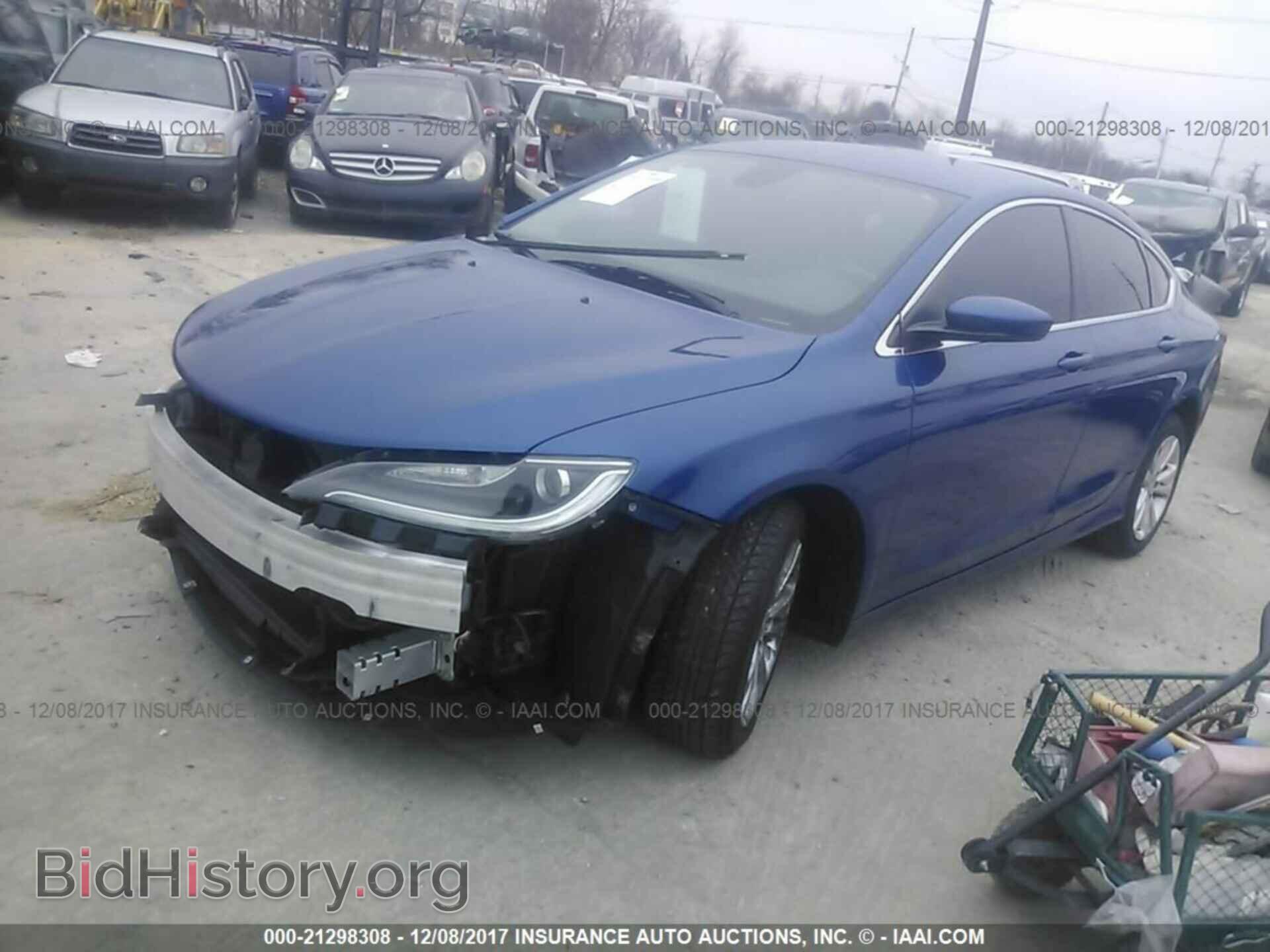 2015 Chrysler 200 - VIN: 1C3CCCAB1FN681355 - Photo 2