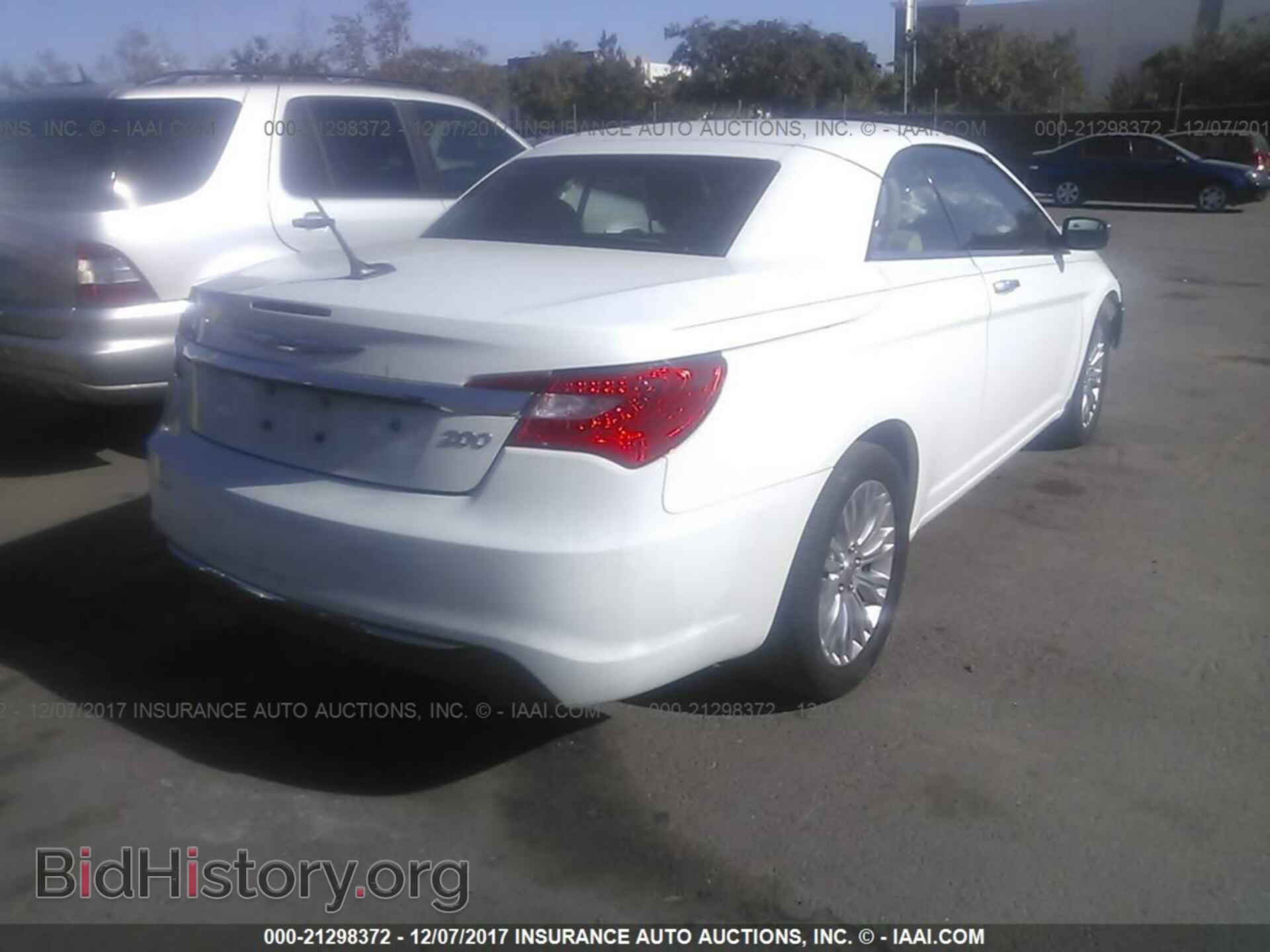 2011 Chrysler 200 - VIN: 1C3BC7EG4BN597663 - Photo 4
