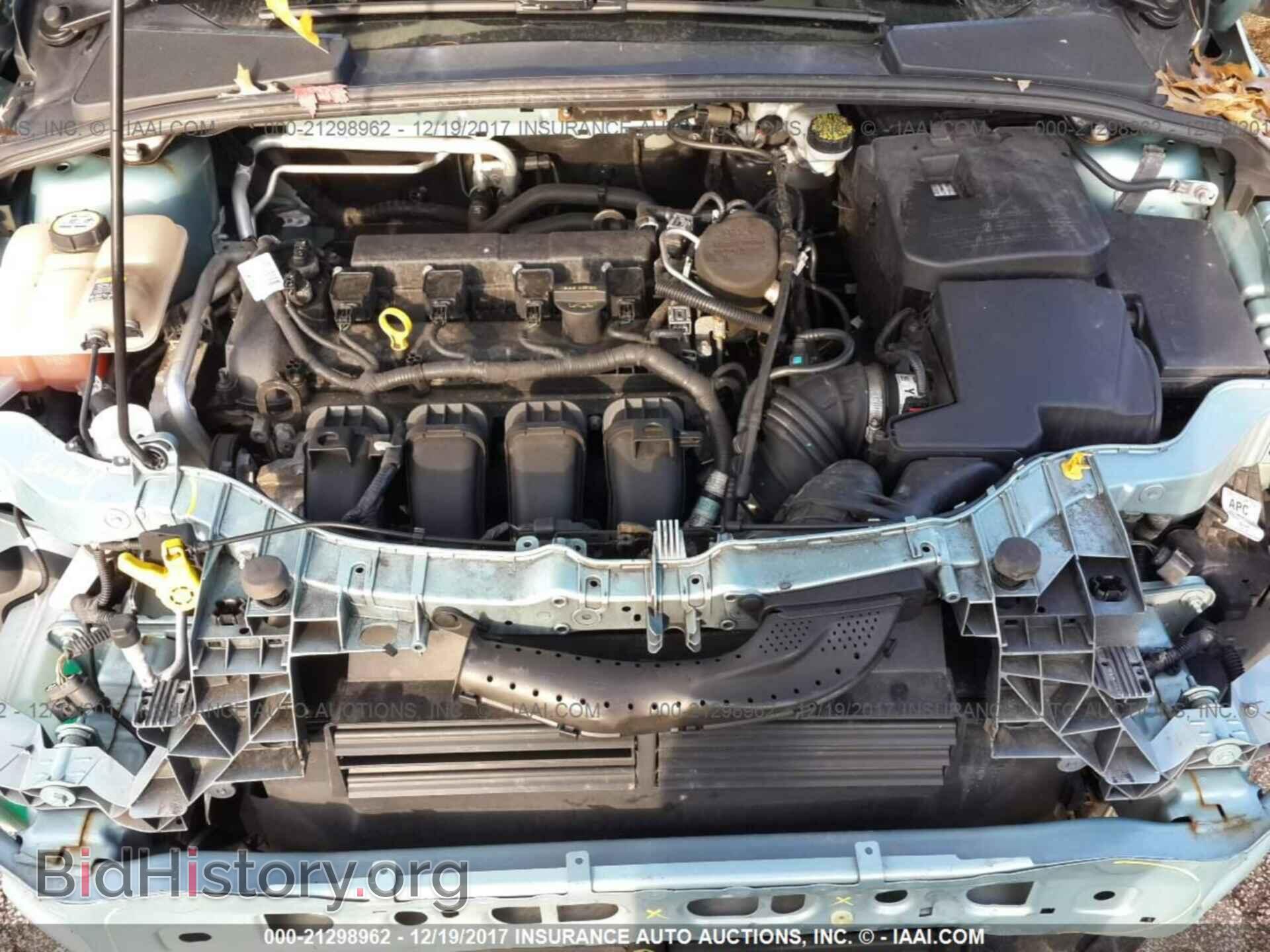 2012 Ford Focus - VIN: 1FAHP3F23CL242167 - Photo 10