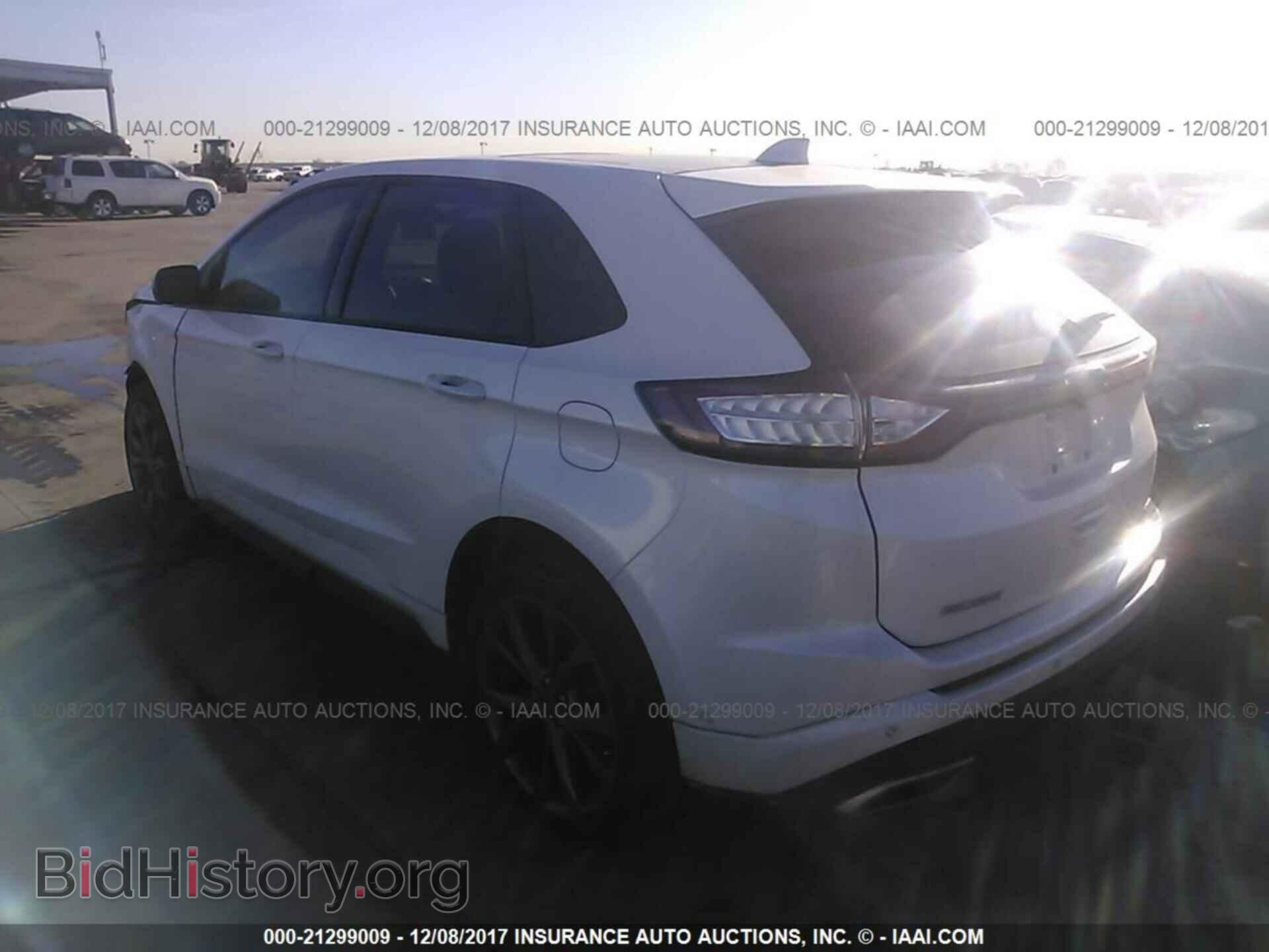 2016 Ford Edge - VIN: 2FMPK4AP3GBB78033 - Photo 3