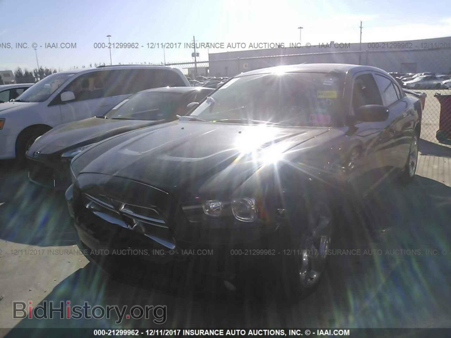 2014 Dodge Charger - VIN: 2C3CDXCT2EH164759 - Фото 2