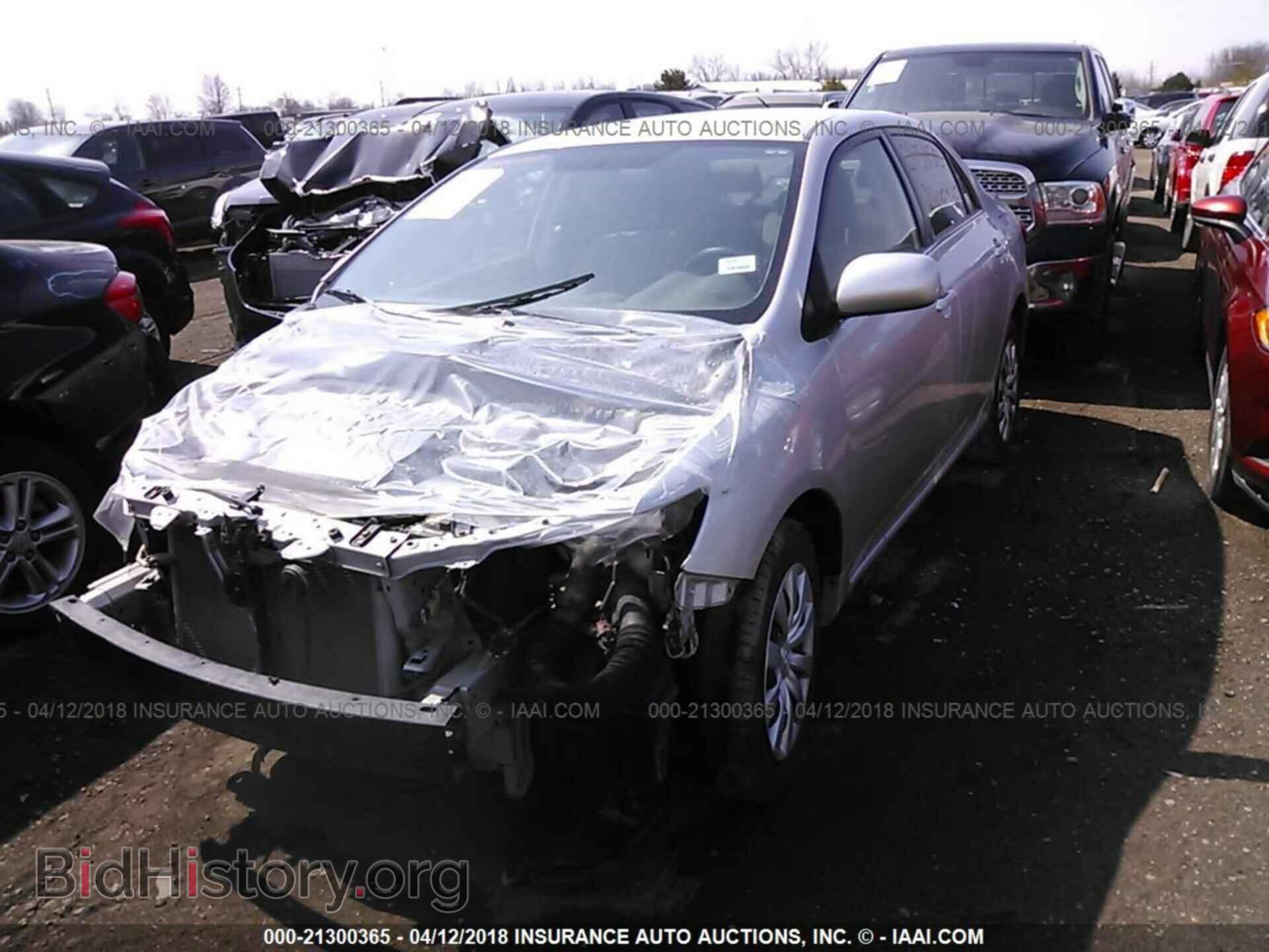 2013 Toyota Corolla - VIN: 5YFBU4EEXDP095056 - Фото 2