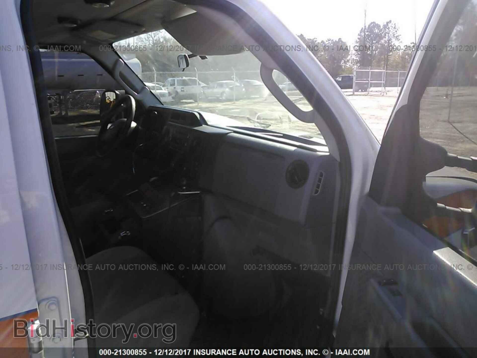 2011 Ford Econoline - VIN: 1FDSS3ES2BDB14166 - Фото 5