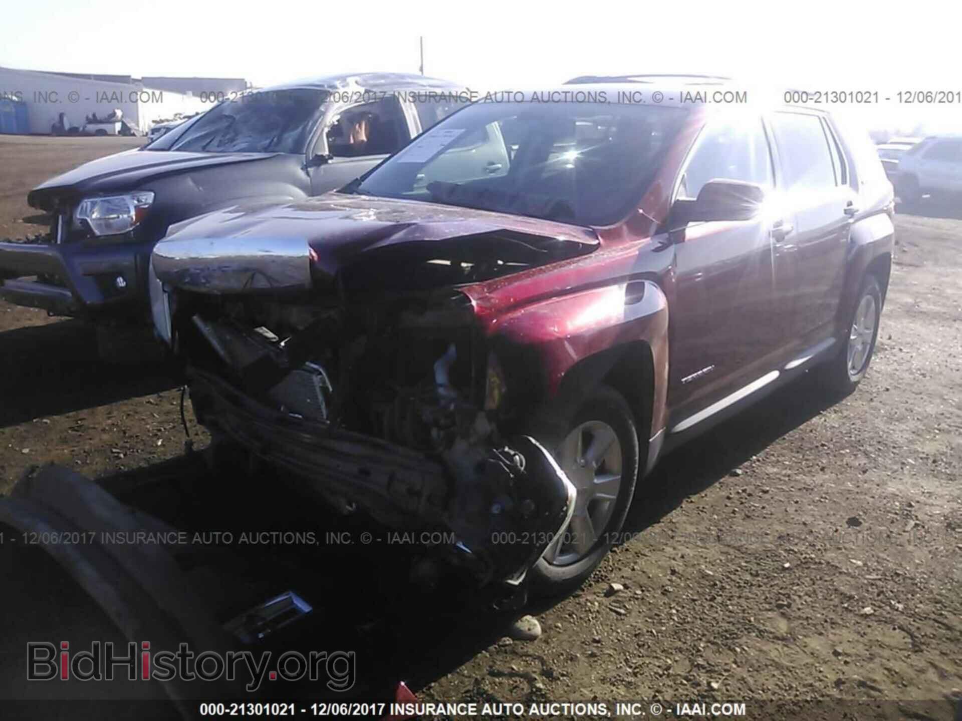 2011 Gmc Terrain - VIN: 2CTALSEC3B6334483 - Photo 2