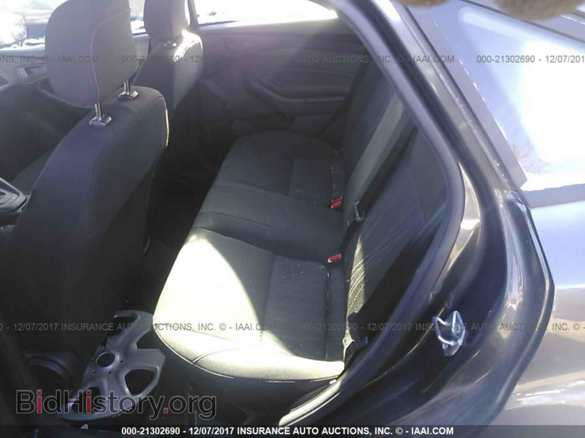 2017 Ford Focus - VIN: 1FADP3E23HL306179 - Photo 8