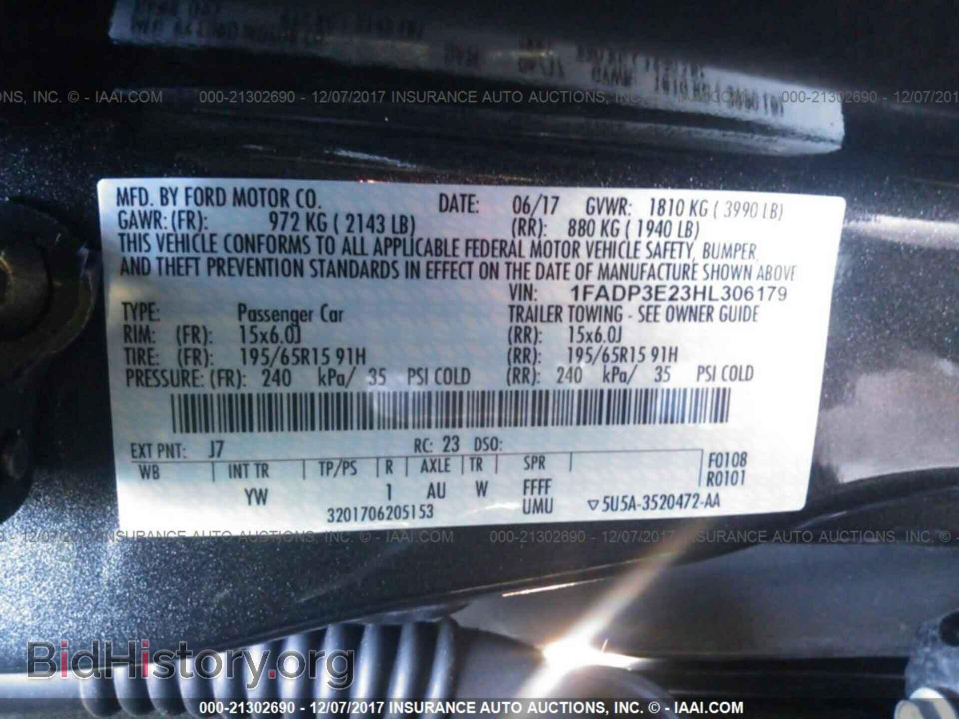 2017 Ford Focus - VIN: 1FADP3E23HL306179 - Photo 9