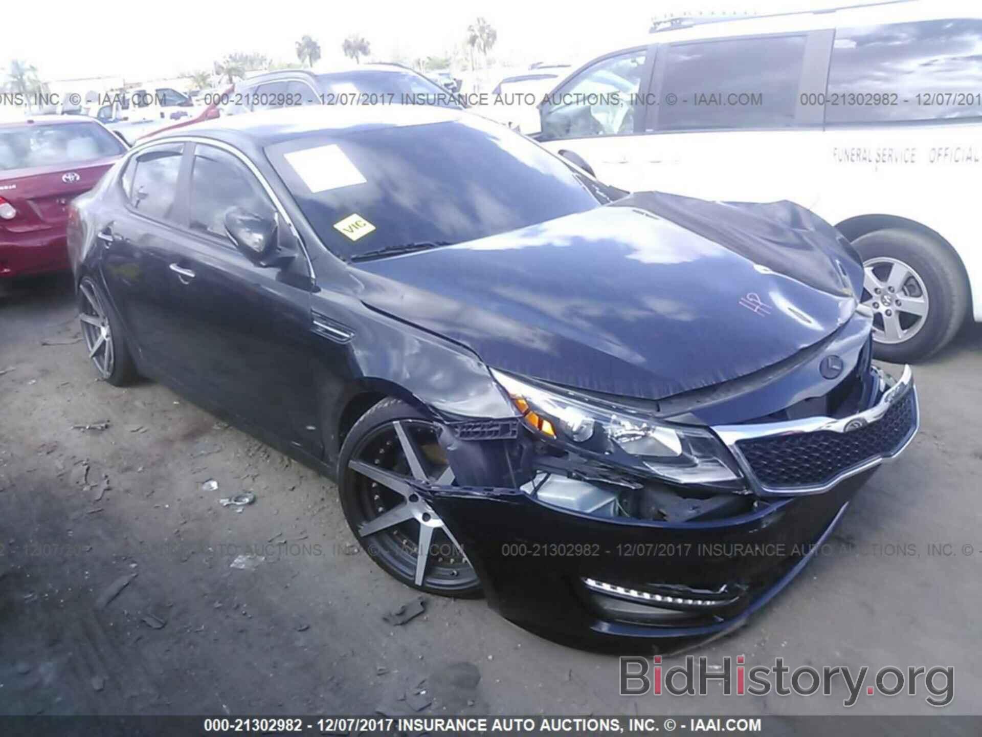 Photo 5XXGN4A75DG226087 - Kia Optima 2013