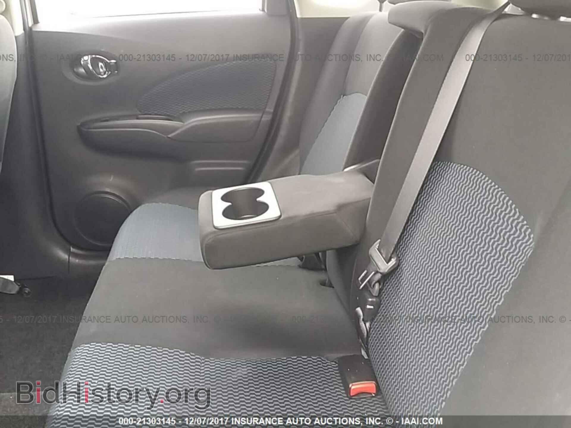 2015 Nissan Versa note - VIN: 3N1CE2CP0FL407138 - Photo 8