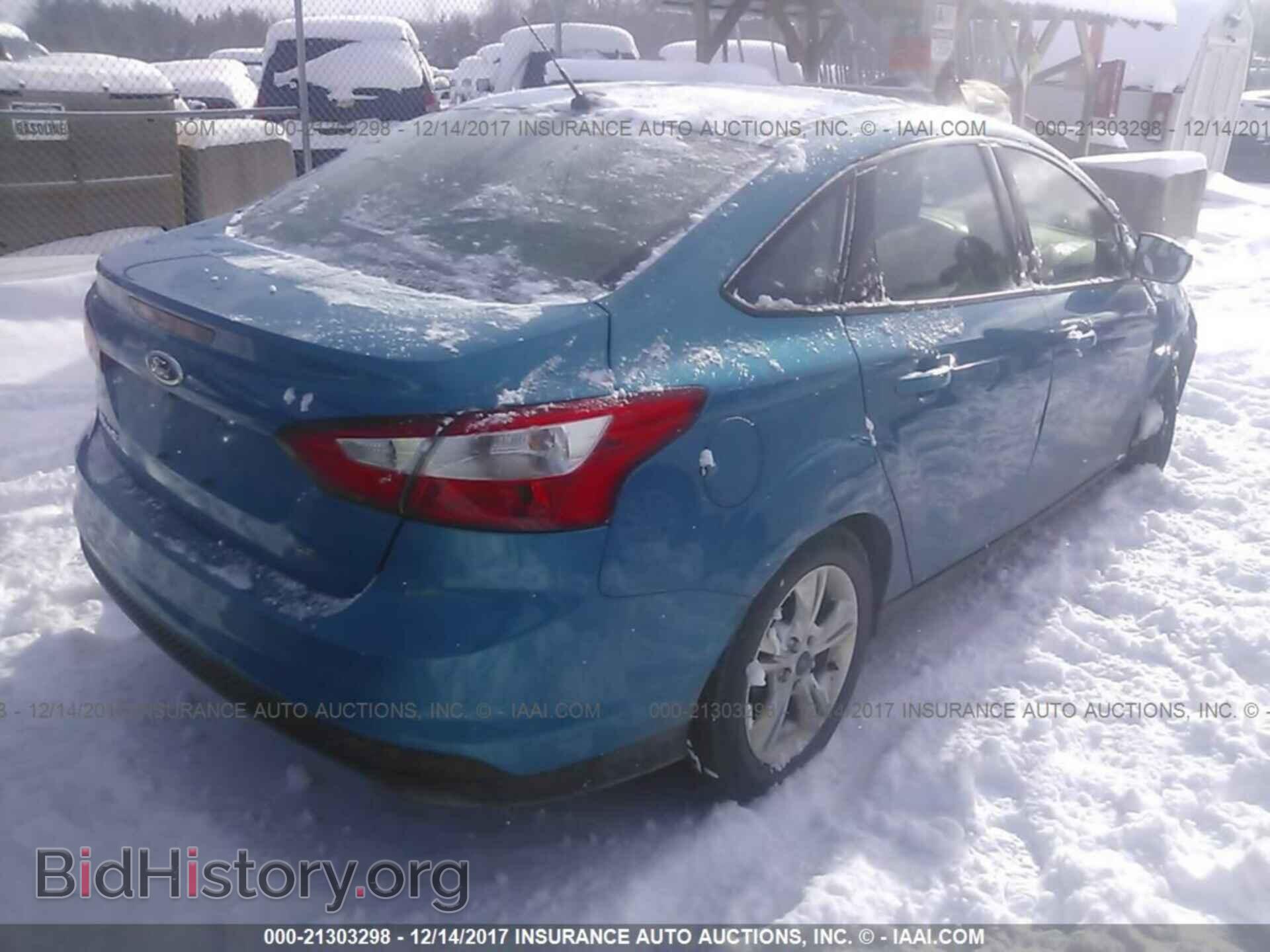 2014 Ford Focus - VIN: 1FADP3F24EL160420 - Photo 4