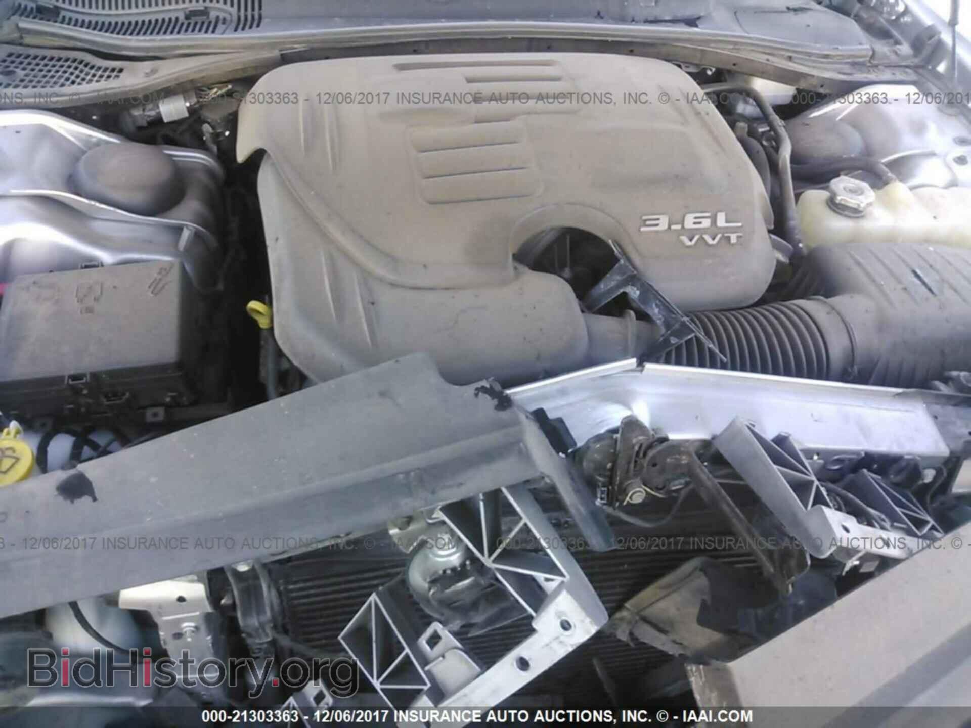 2015 Dodge Challenger - VIN: 2C3CDZAG8FH855071 - Photo 10