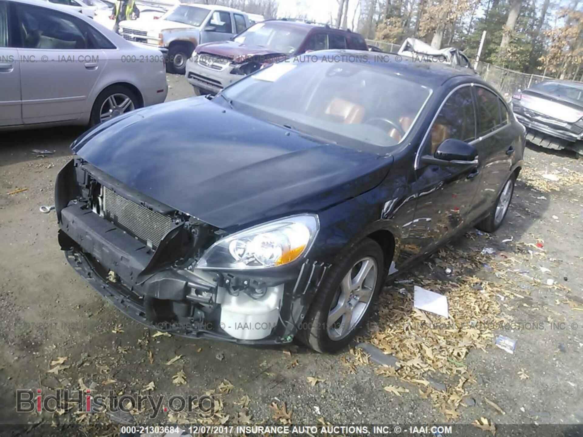 2012 Volvo S60 - VIN: YV1622FS4C2096419 - Фото 2