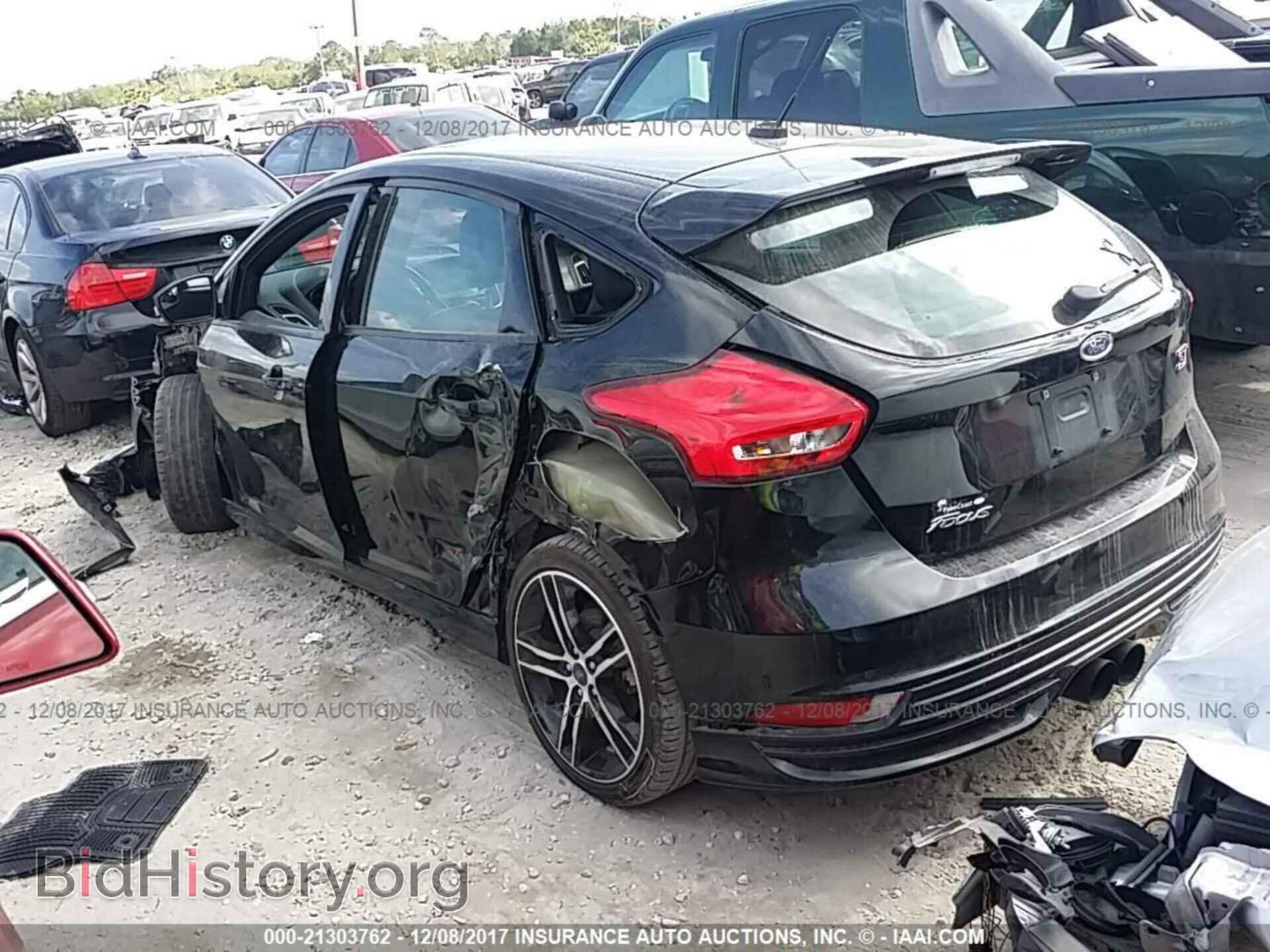 2016 Ford Focus - VIN: 1FADP3L97GL292690 - Photo 3