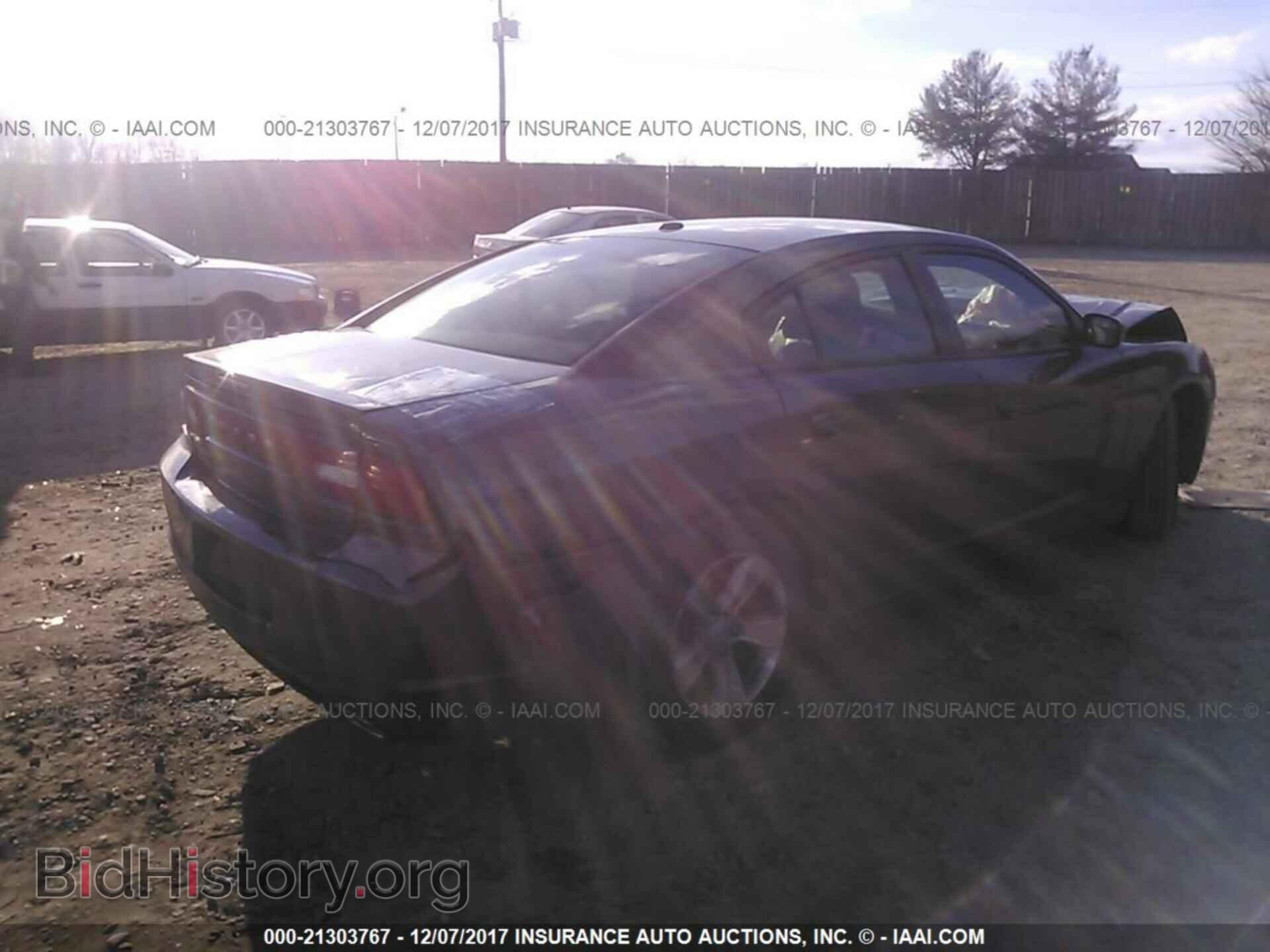 2013 Dodge Charger - VIN: 2C3CDXBG8DH669739 - Фото 4
