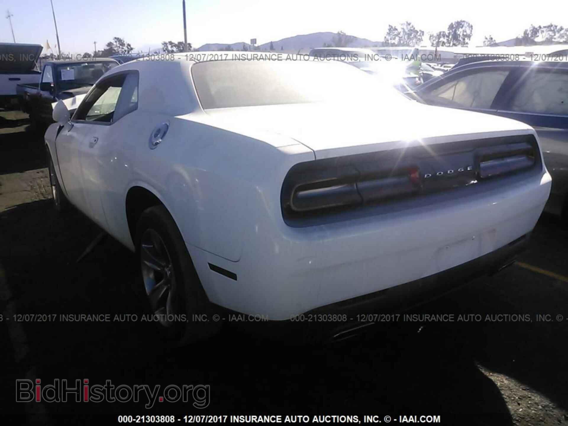2016 Dodge Challenger - VIN: 2C3CDZAG2GH316138 - Фото 3