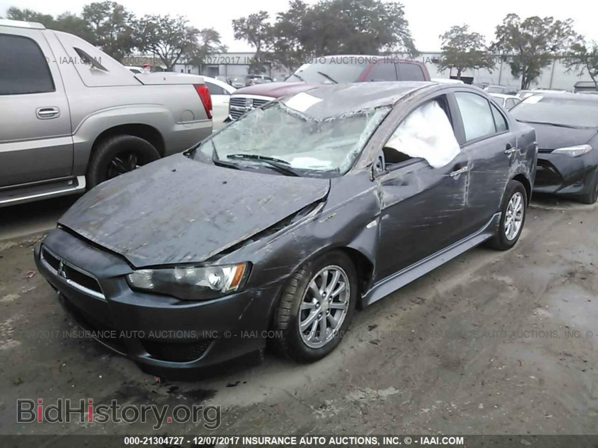 2011 Mitsubishi Lancer - VIN: JA32U2FU2BU010431 - Фото 2