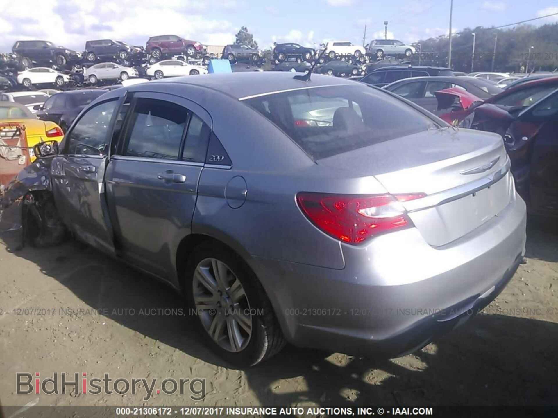 2013 Chrysler 200 - VIN: 1C3CCBBB9DN764182 - Photo 3
