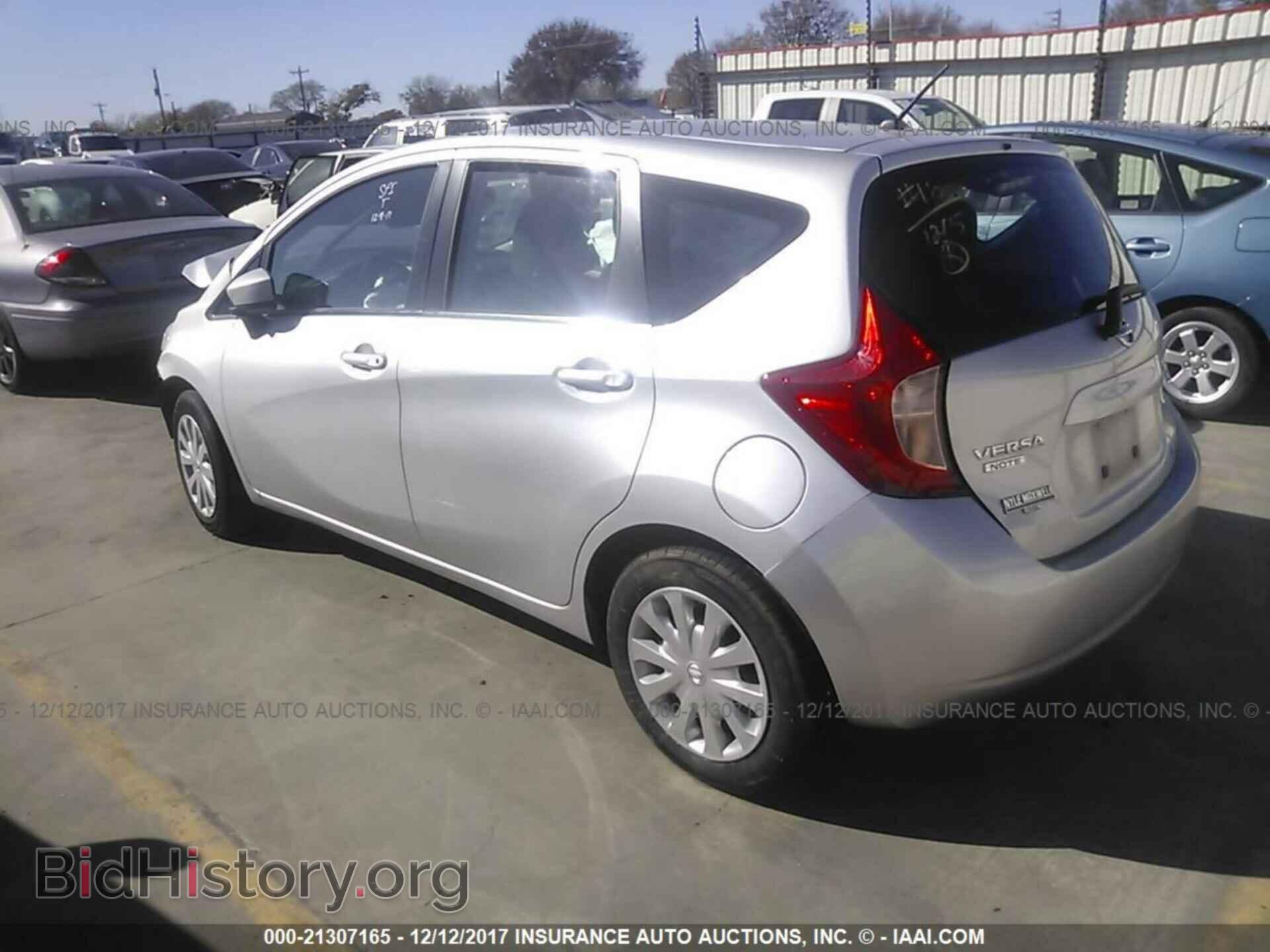 2015 Nissan Versa note - VIN: 3N1CE2CP8FL407842 - Photo 3