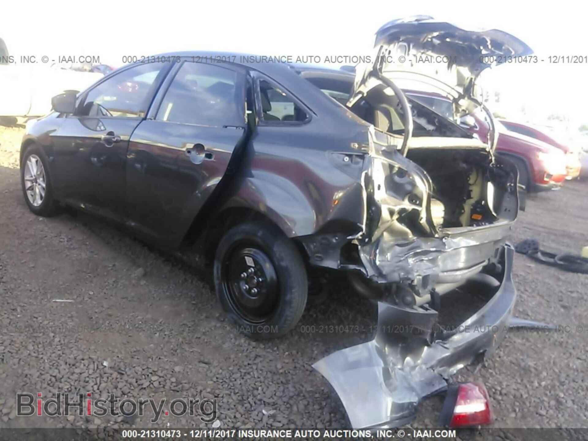 2015 Ford Focus - VIN: 1FADP3F20FL201322 - Photo 3