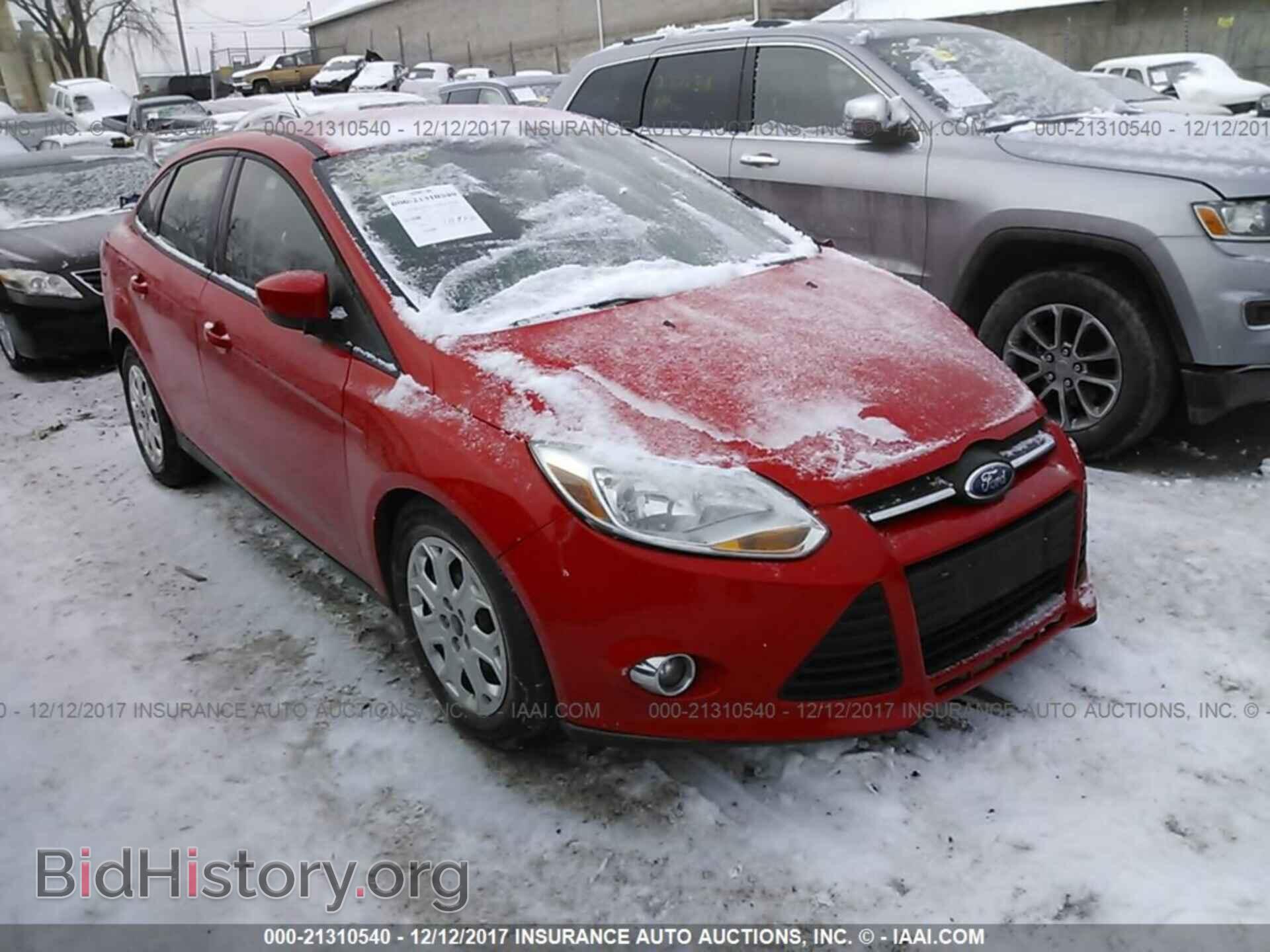 Photo 1FAHP3F28CL301827 - Ford Focus 2012