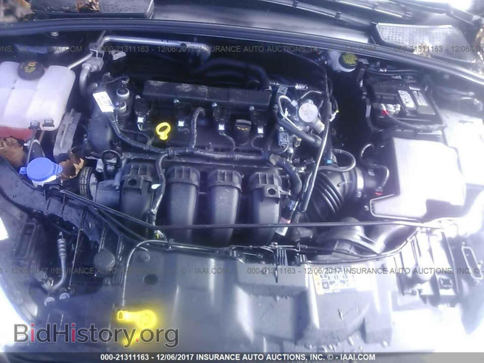2016 Ford Focus - VIN: 1FADP3E29GL403708 - Photo 9