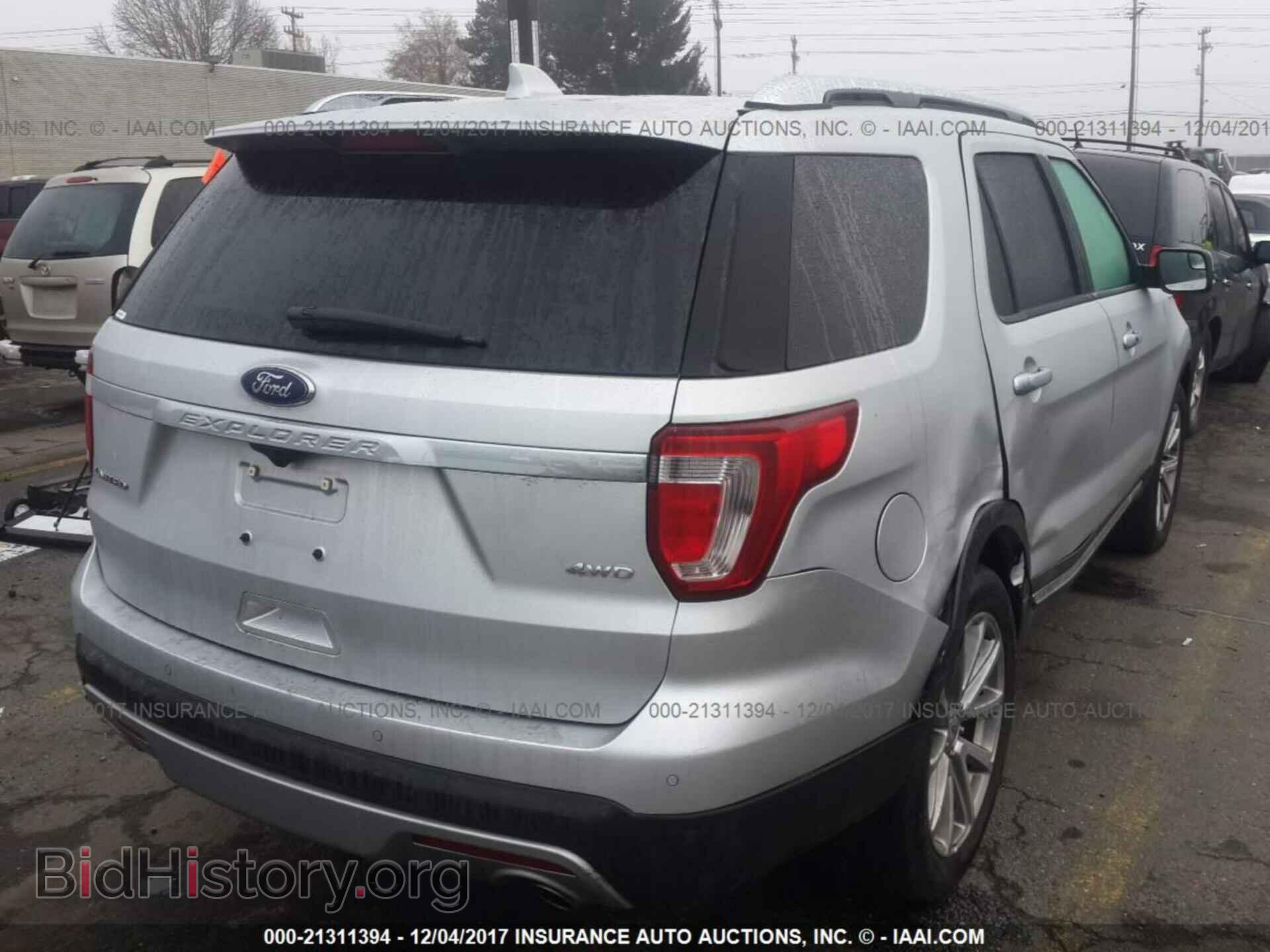 2017 Ford Explorer - VIN: 1FM5K8F81HGC68792 - Photo 4