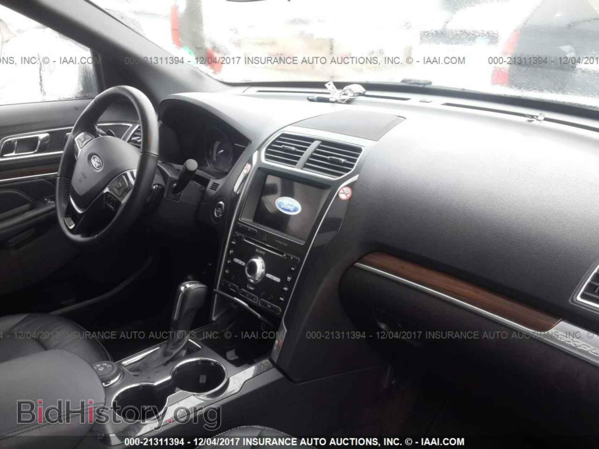 2017 Ford Explorer - VIN: 1FM5K8F81HGC68792 - Photo 5