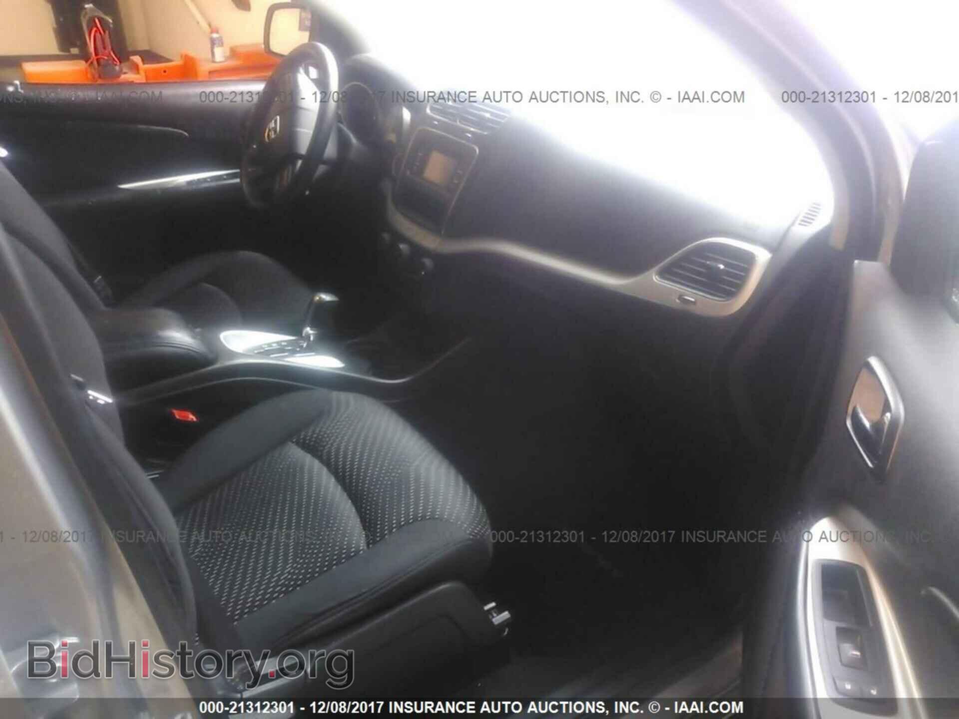 2015 Dodge Journey - VIN: 3C4PDCBB9FT591086 - Photo 5