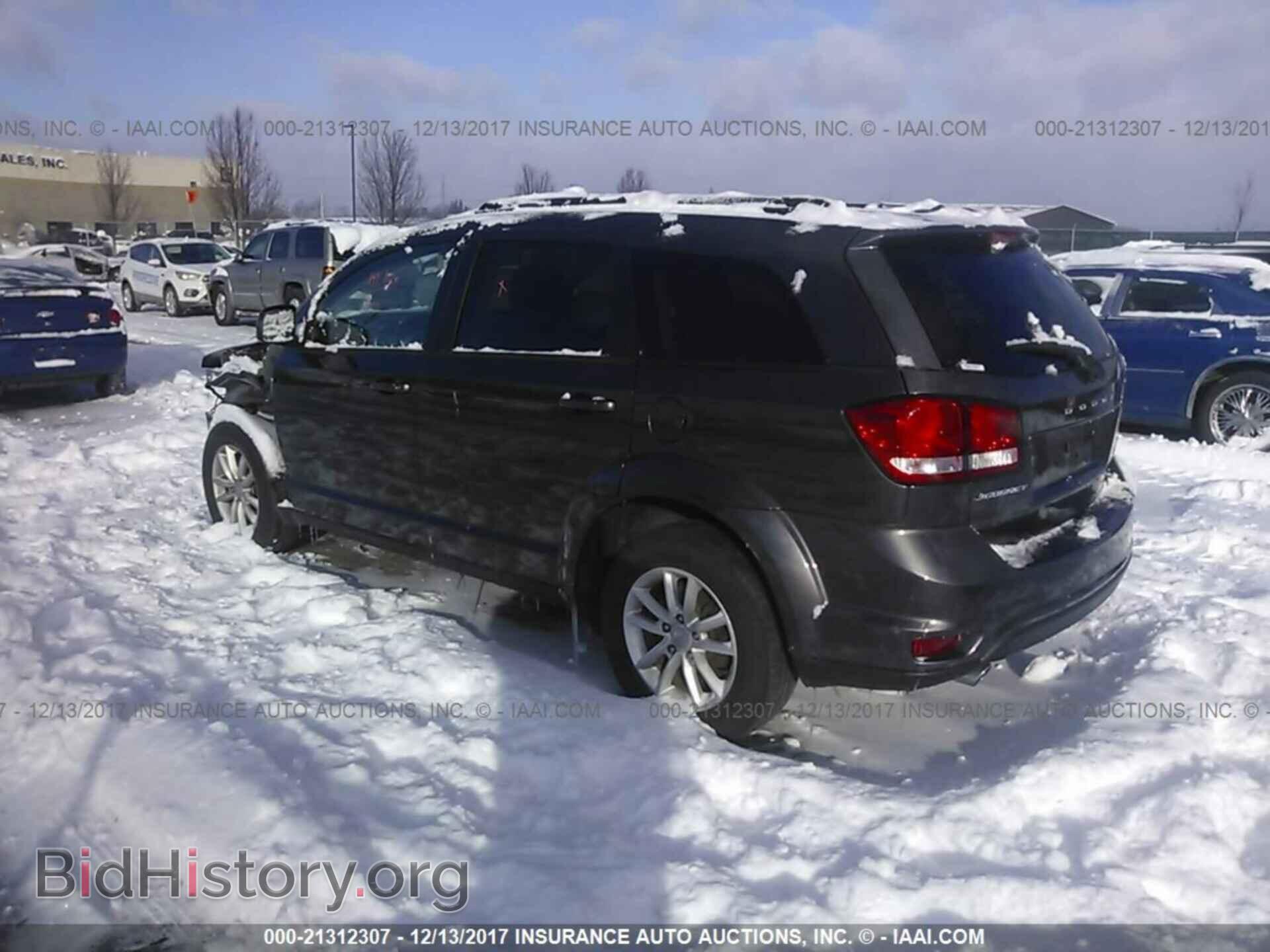 2016 Dodge Journey - VIN: 3C4PDCBG2GT206707 - Фото 3