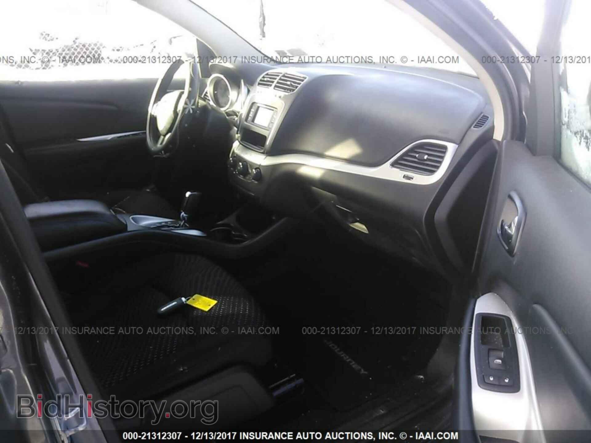 2016 Dodge Journey - VIN: 3C4PDCBG2GT206707 - Фото 5