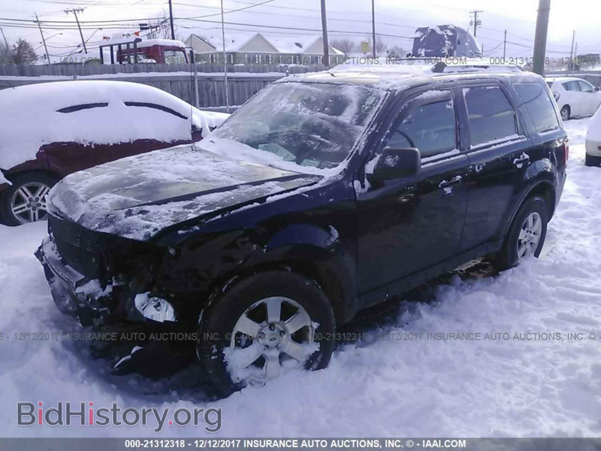 2012 Ford Escape - VIN: 1FMCU9E79CKB83060 - Фото 2
