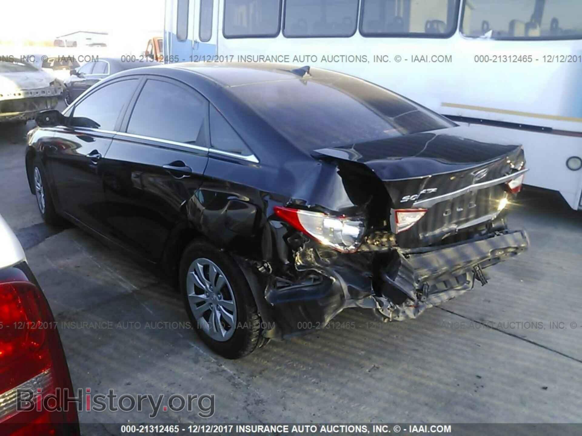 2012 Hyundai Sonata - VIN: 5NPEB4AC4CH337326 - Photo 3