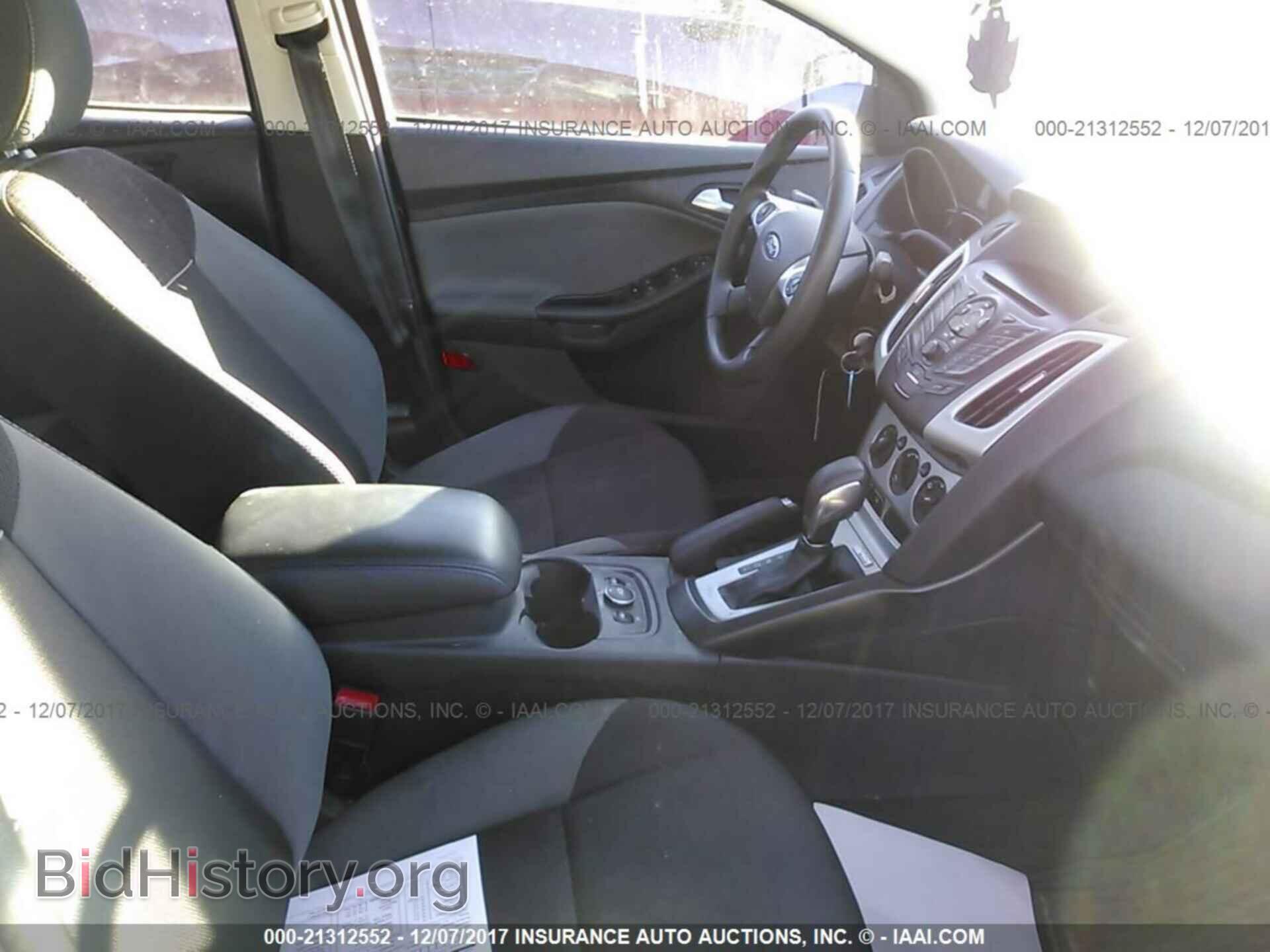 2014 Ford Focus - VIN: 1FADP3F20EL329431 - Photo 5
