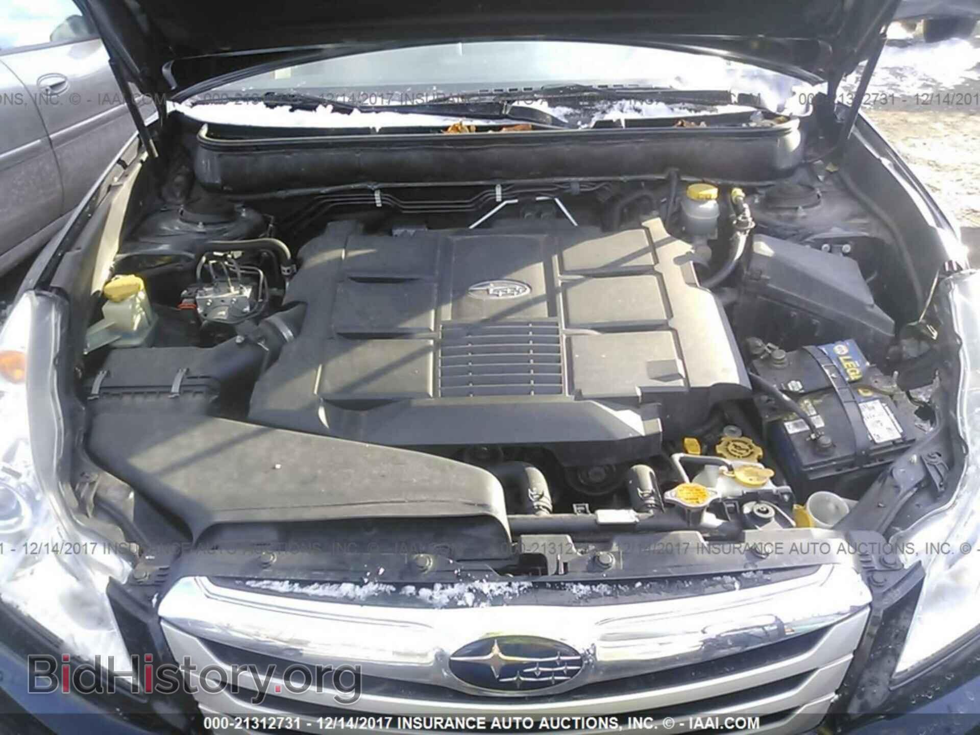 2011 Subaru Outback - VIN: 4S4BRDLC6B2410994 - Фото 10