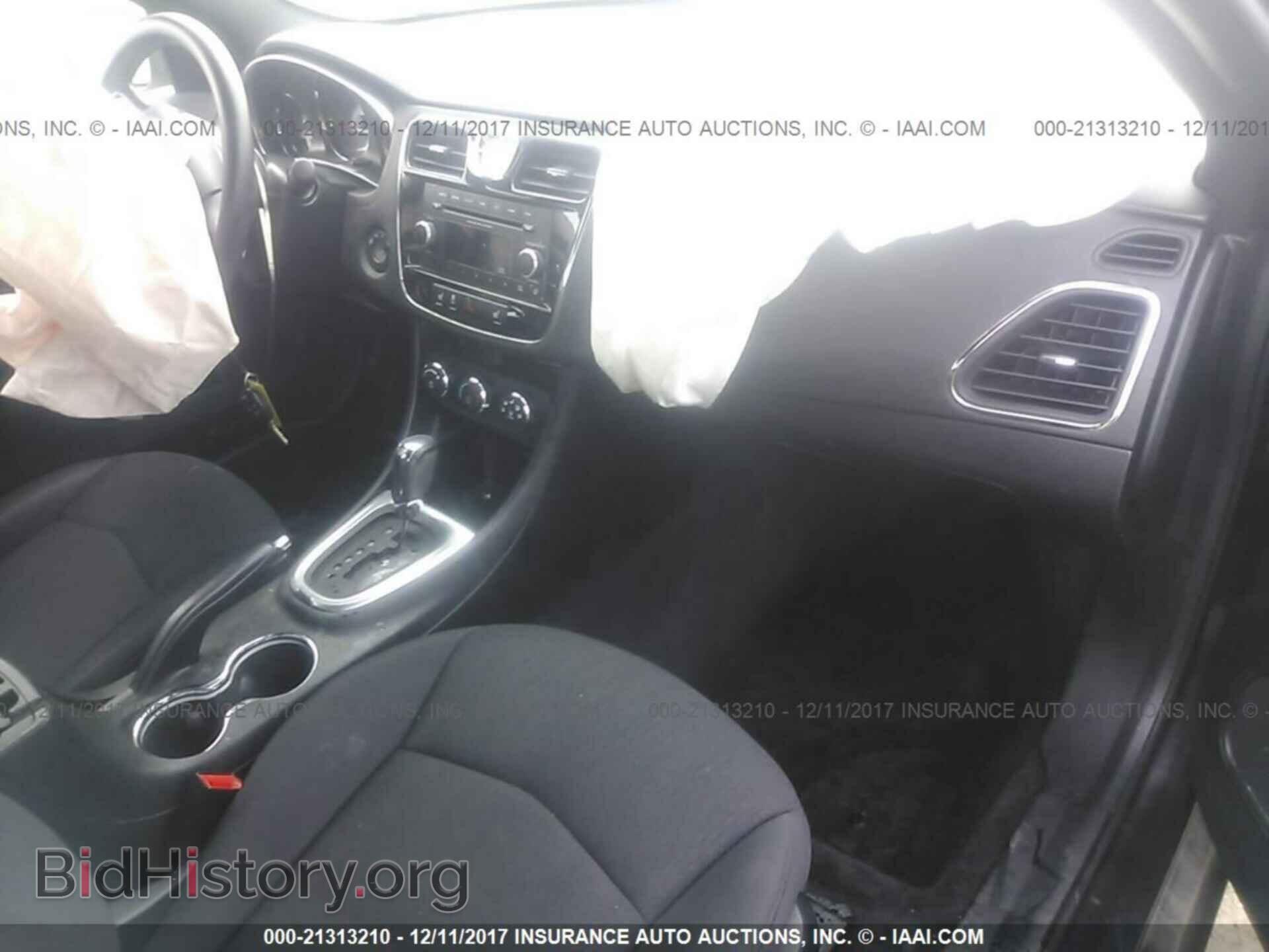 2013 Chrysler 200 - VIN: 1C3CCBAG5DN721956 - Photo 5