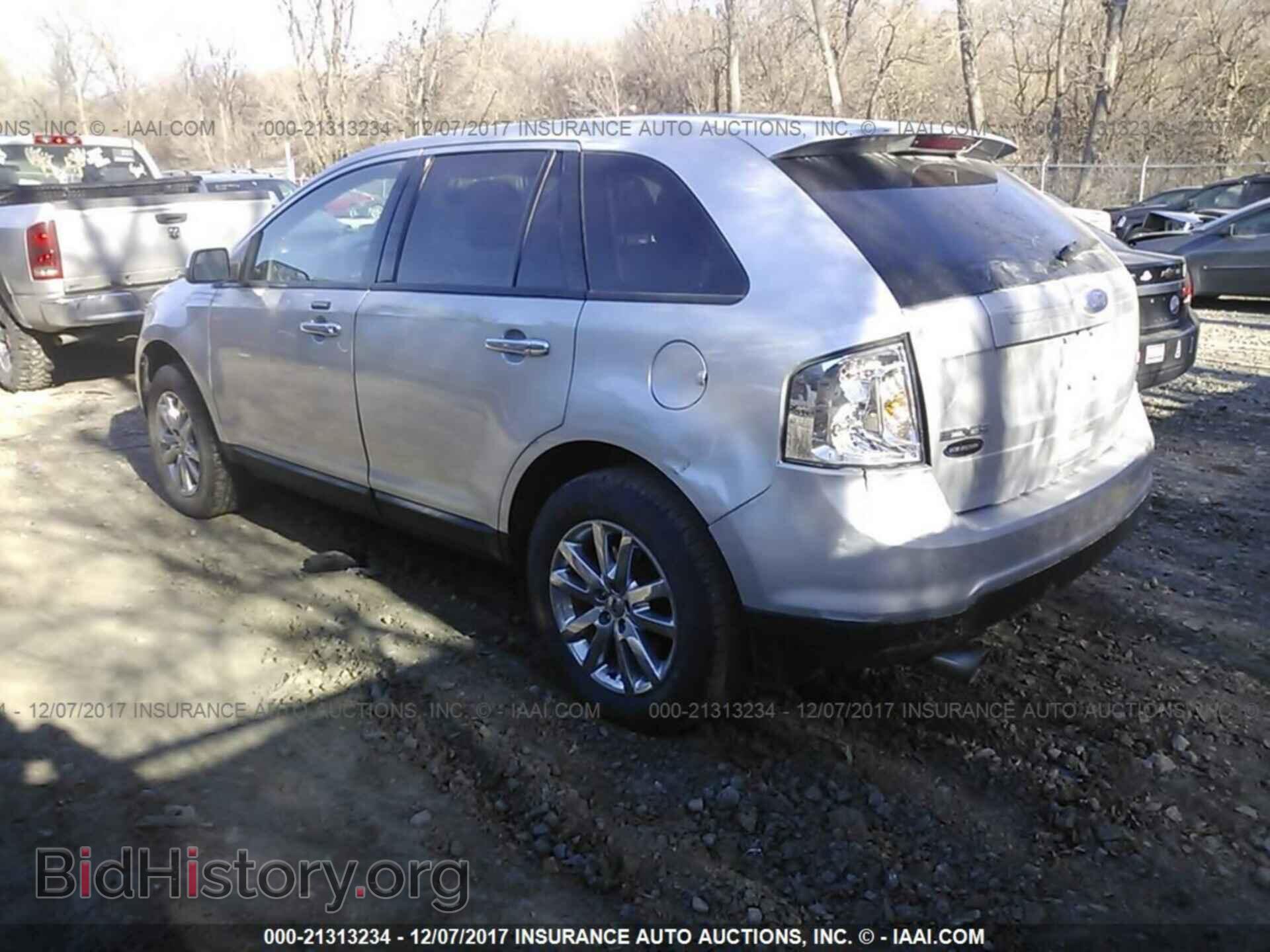 2011 Ford Edge - VIN: 2FMDK3JC9BBB24187 - Photo 3