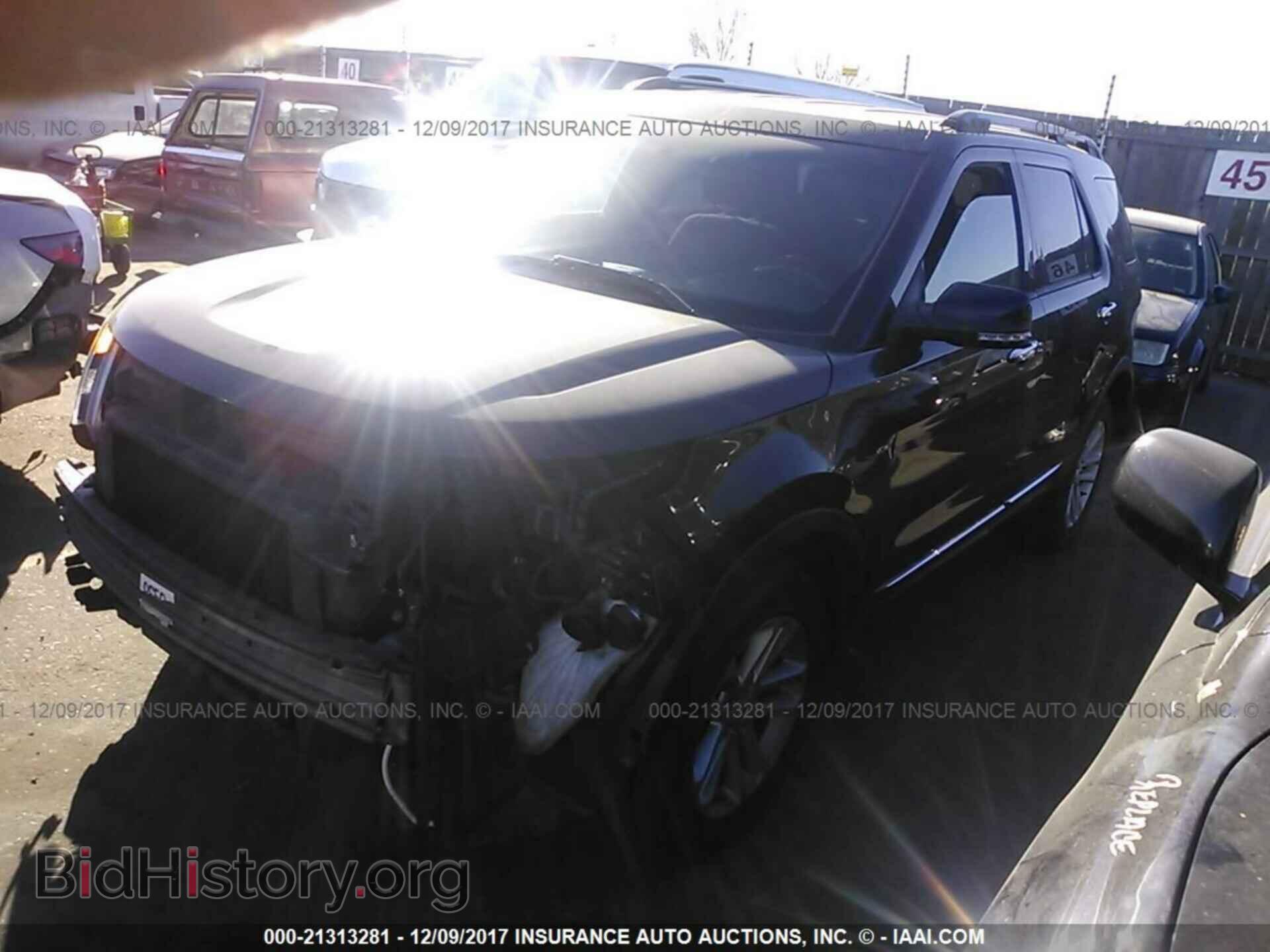 2014 Ford Explorer - VIN: 1FM5K8D81EGA30584 - Photo 2