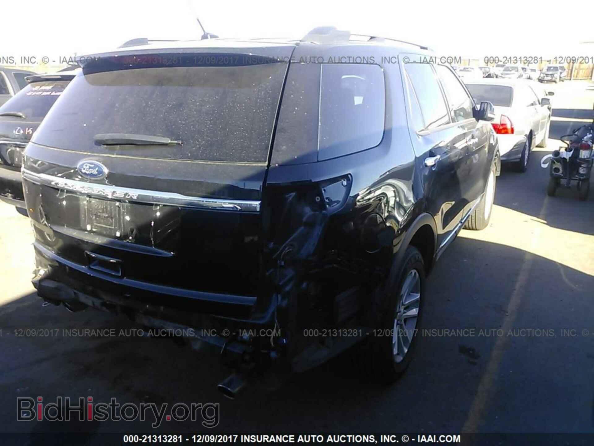 2014 Ford Explorer - VIN: 1FM5K8D81EGA30584 - Photo 4