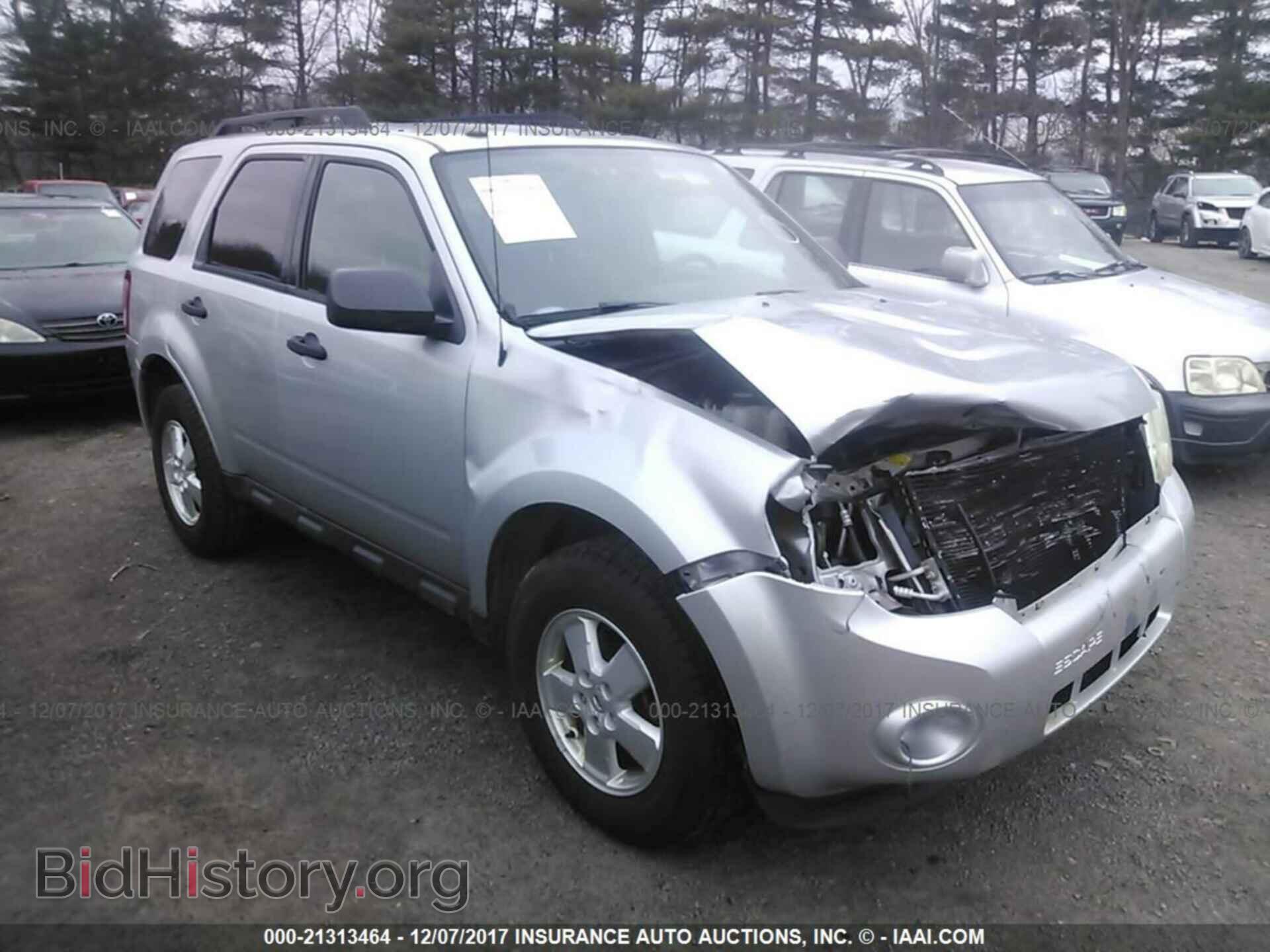 Фотография 1FMCU0D72BKC40663 - Ford Escape 2011