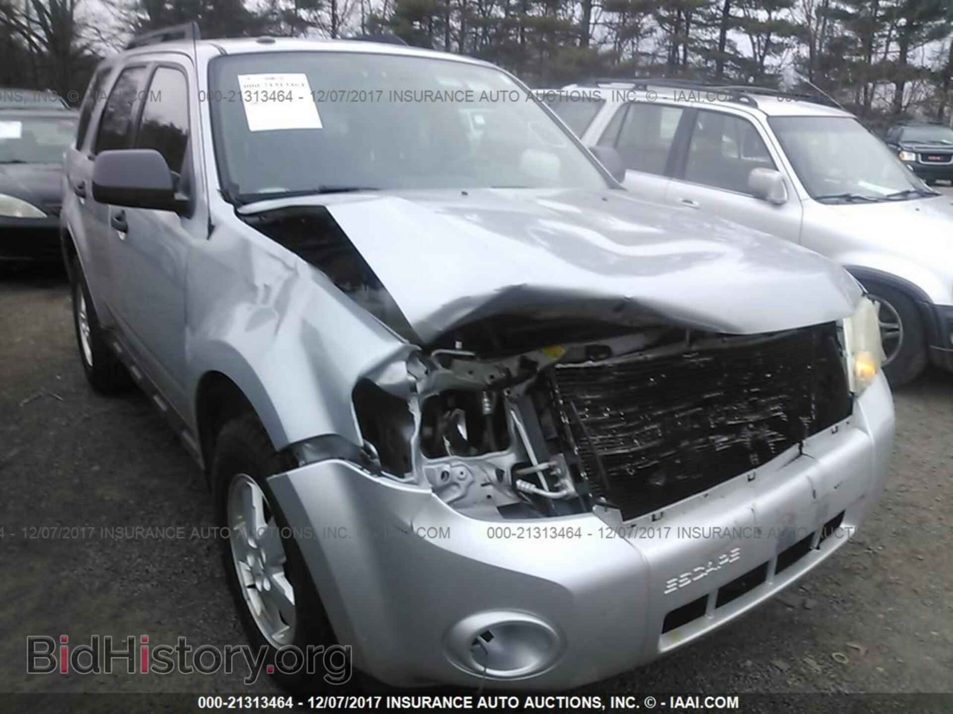 2011 Ford Escape - VIN: 1FMCU0D72BKC40663 - Фото 6