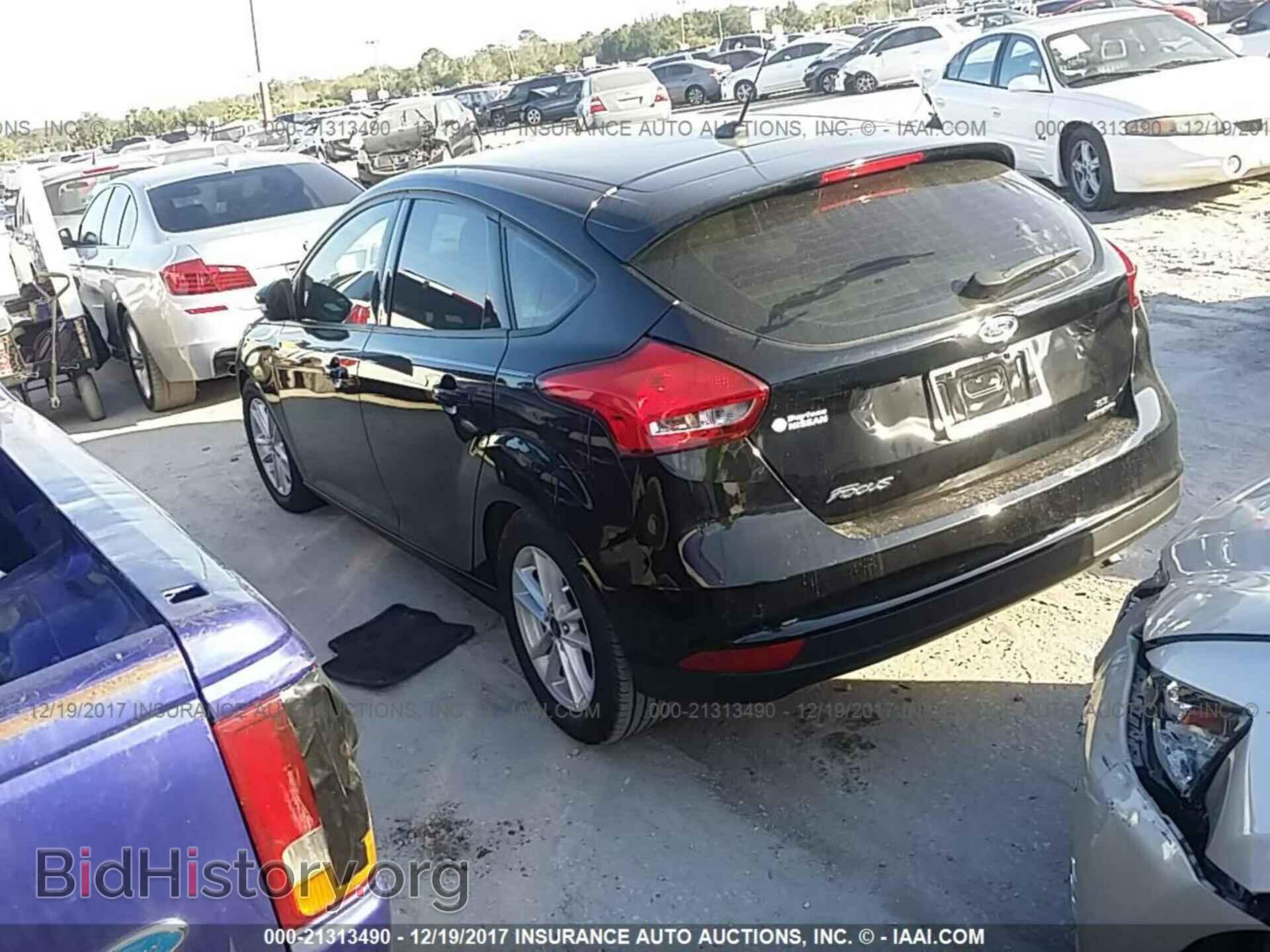 2016 Ford Focus - VIN: 1FADP3K24GL406665 - Фото 3